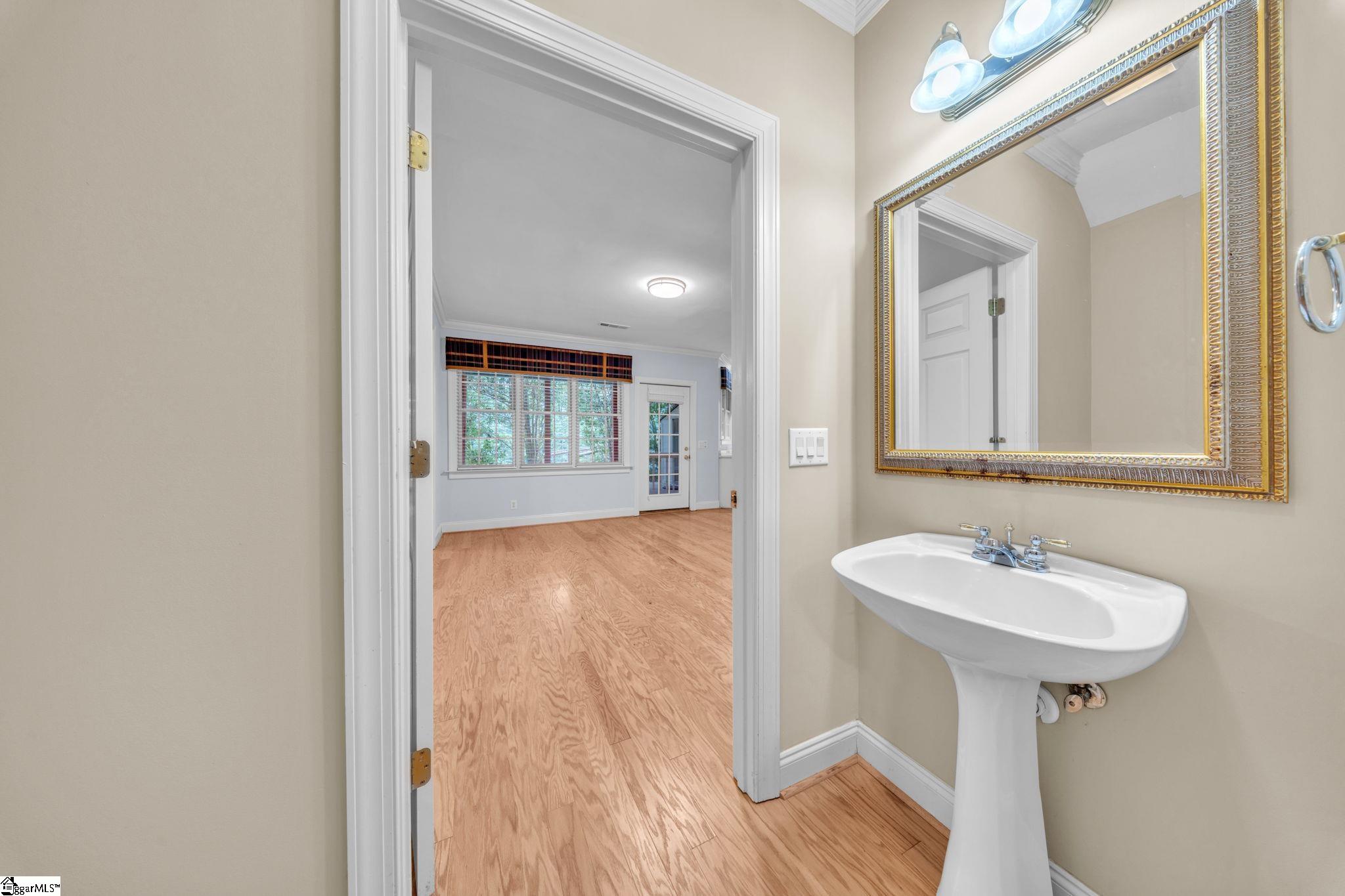 401 Rivercrest Drive Property Photo 33
