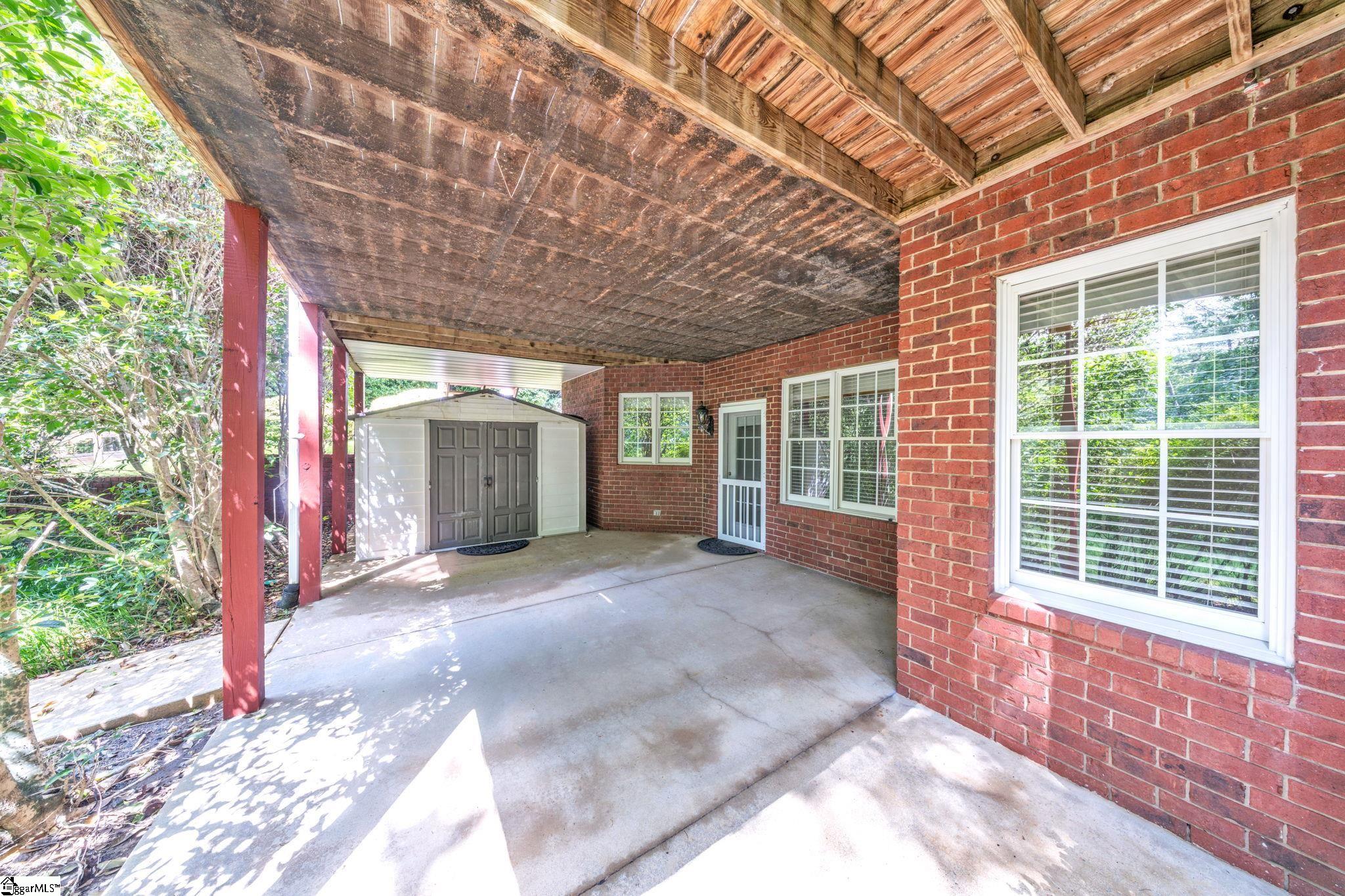 401 Rivercrest Drive Property Photo 43