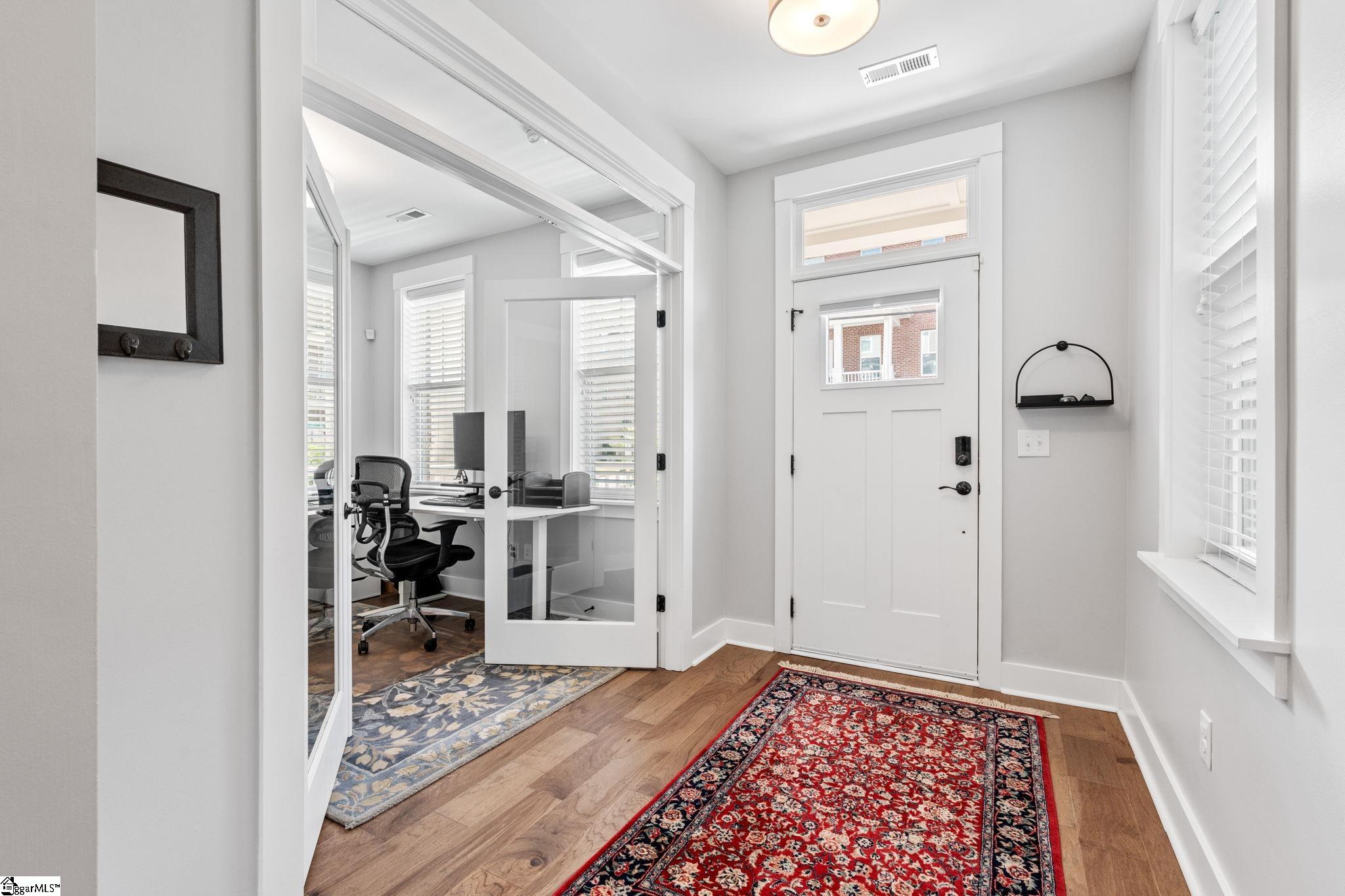 15 Whitner Street Property Photo 4
