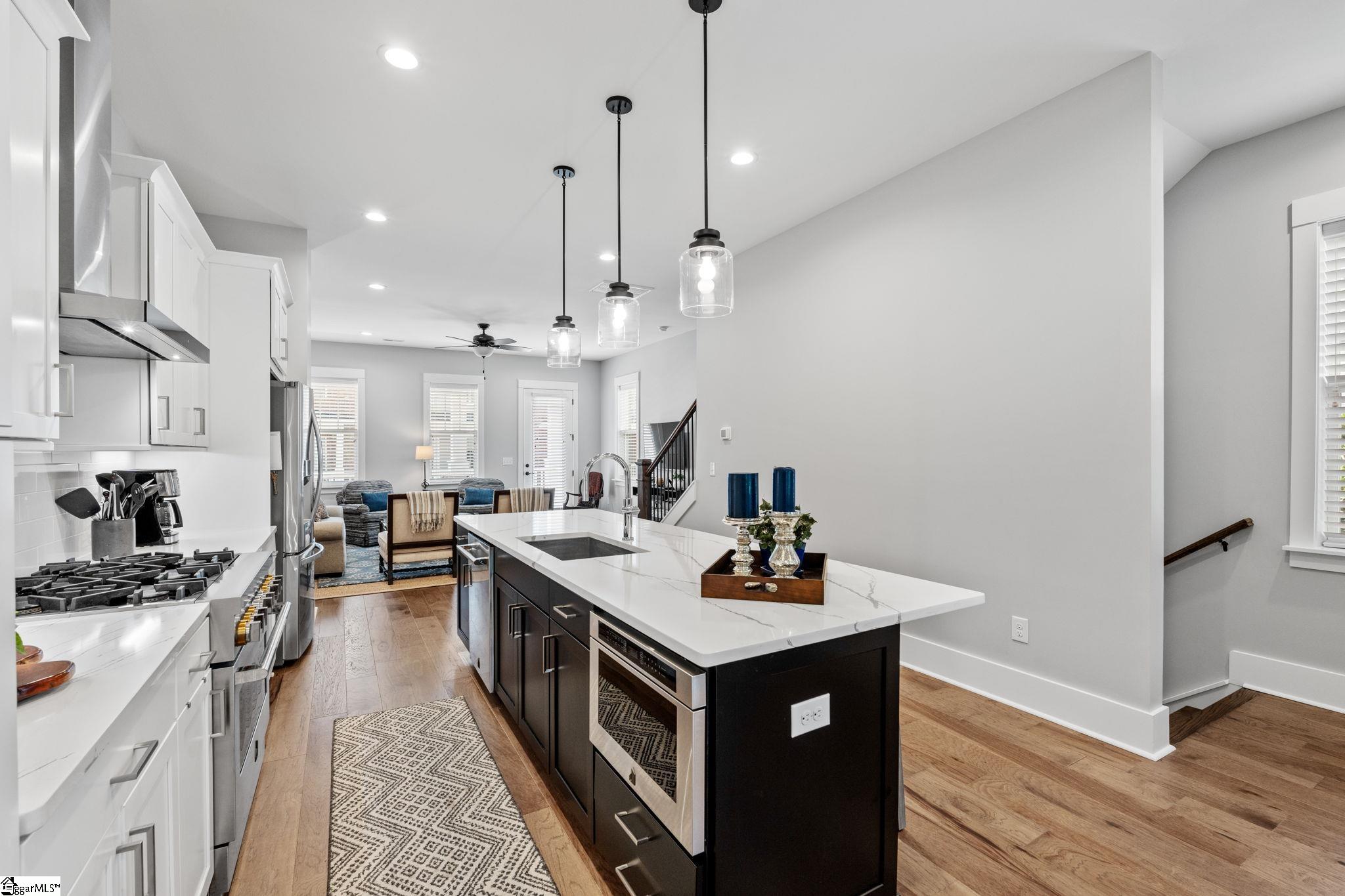 15 Whitner Street Property Photo 10