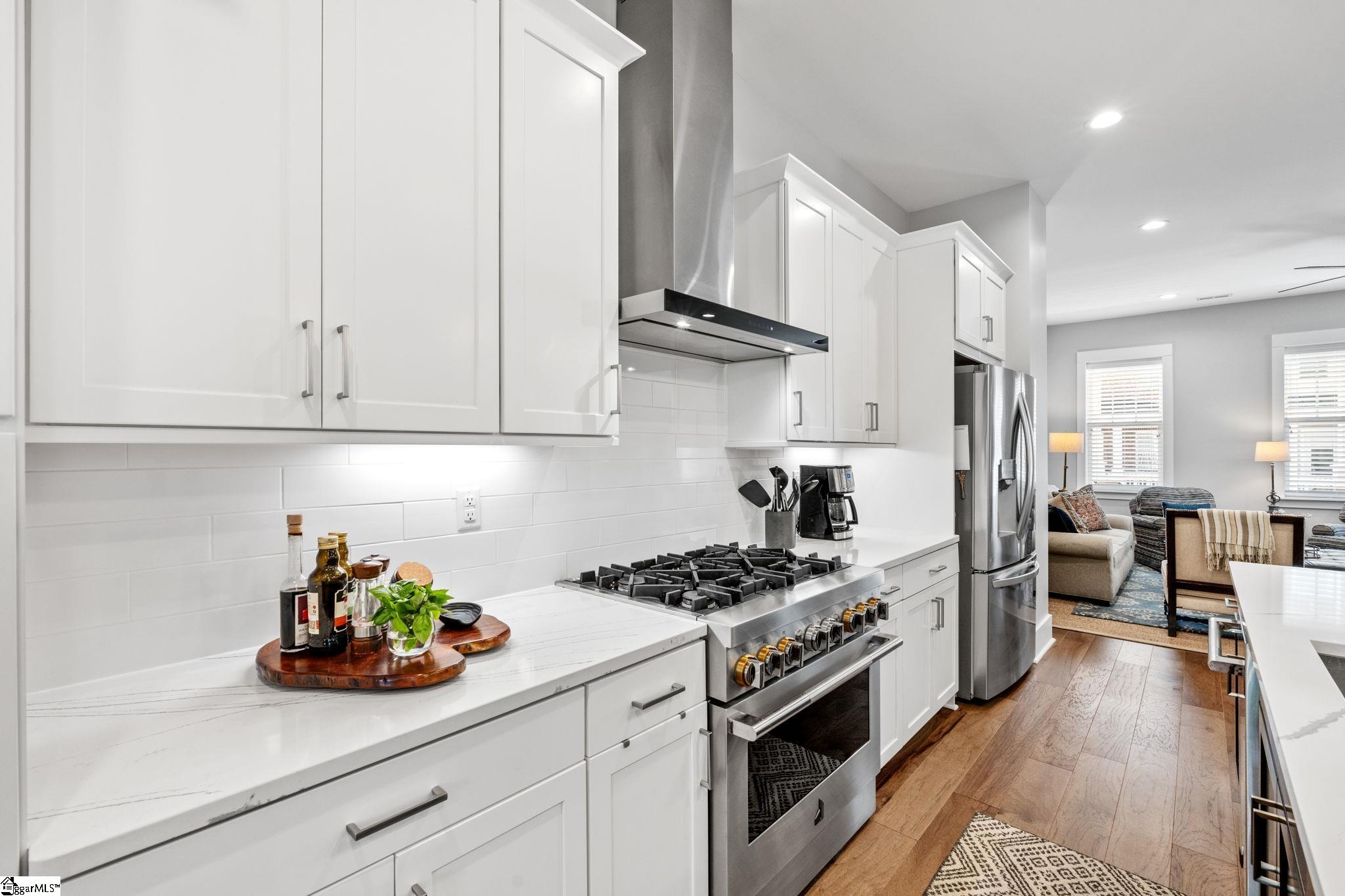 15 Whitner Street Property Photo 12
