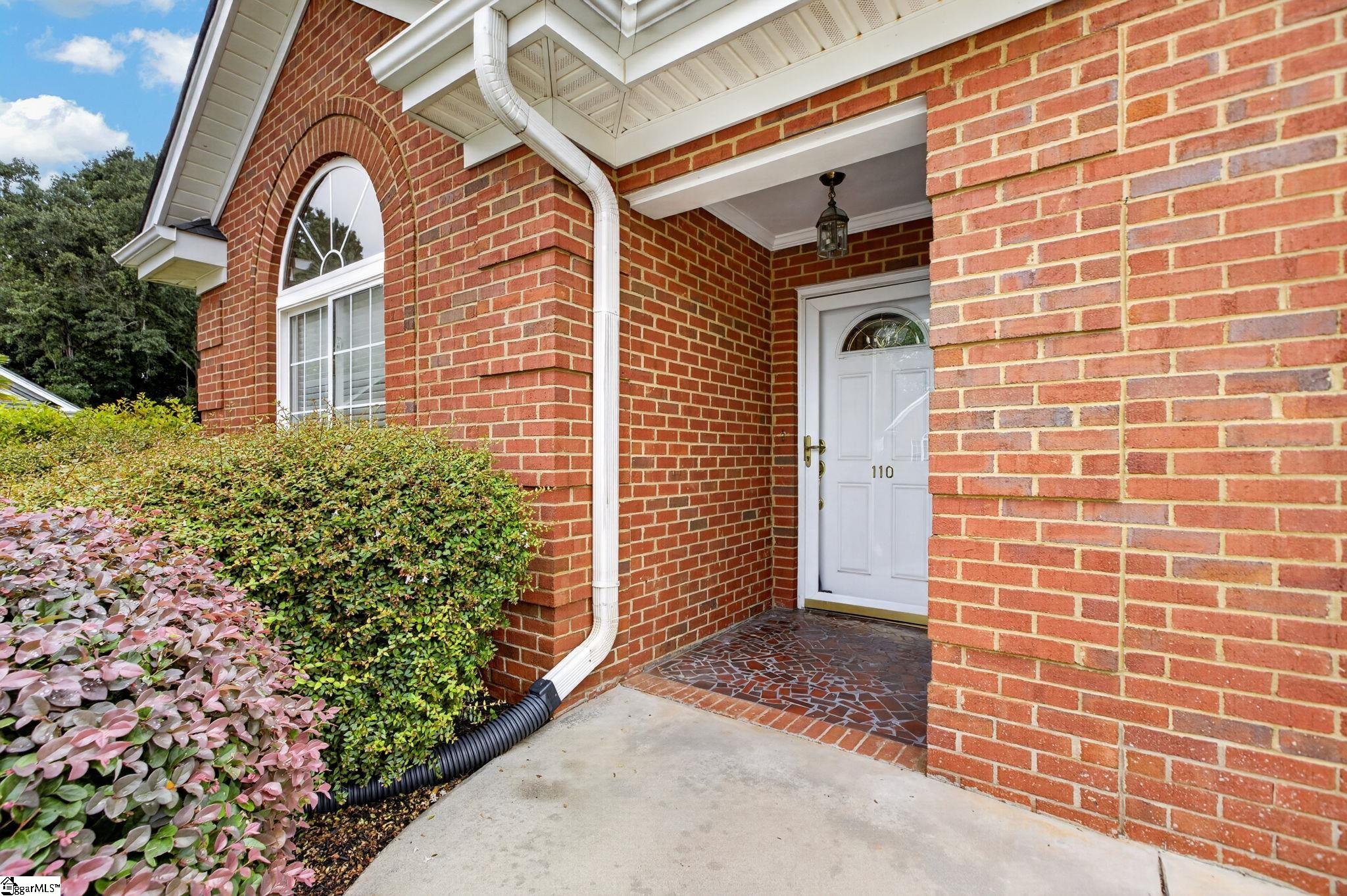 110 Carmen Way Property Photo 6