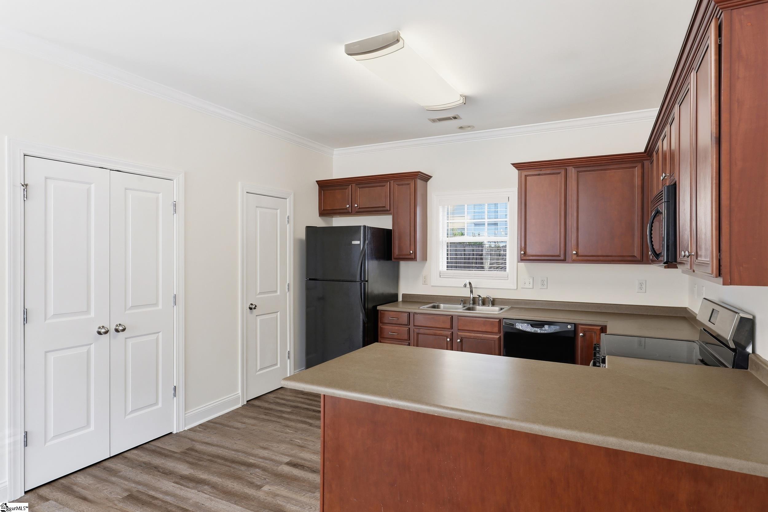 201 Lincoln Street Property Photo 10