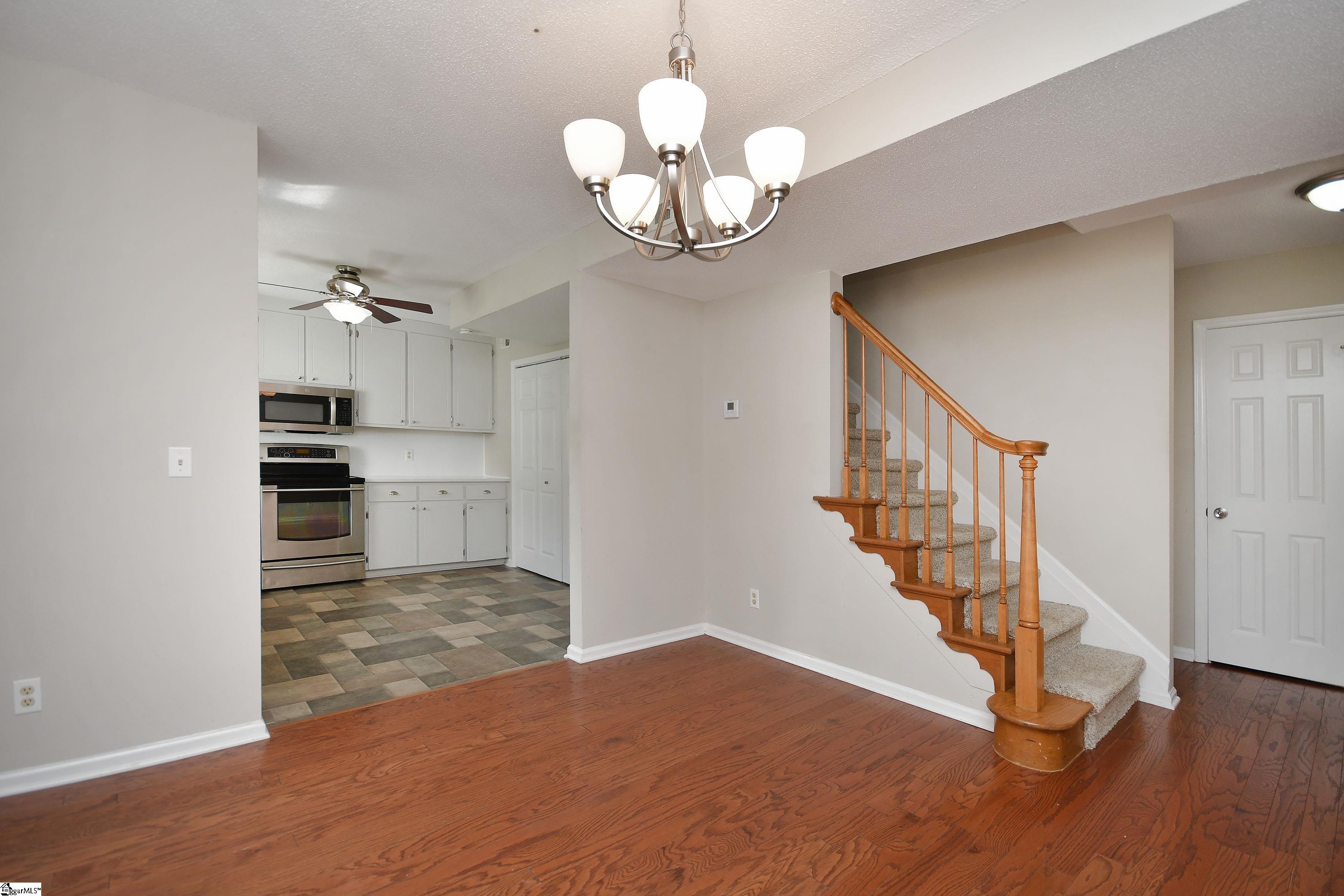 97 Jamestowne Way Property Photo 7