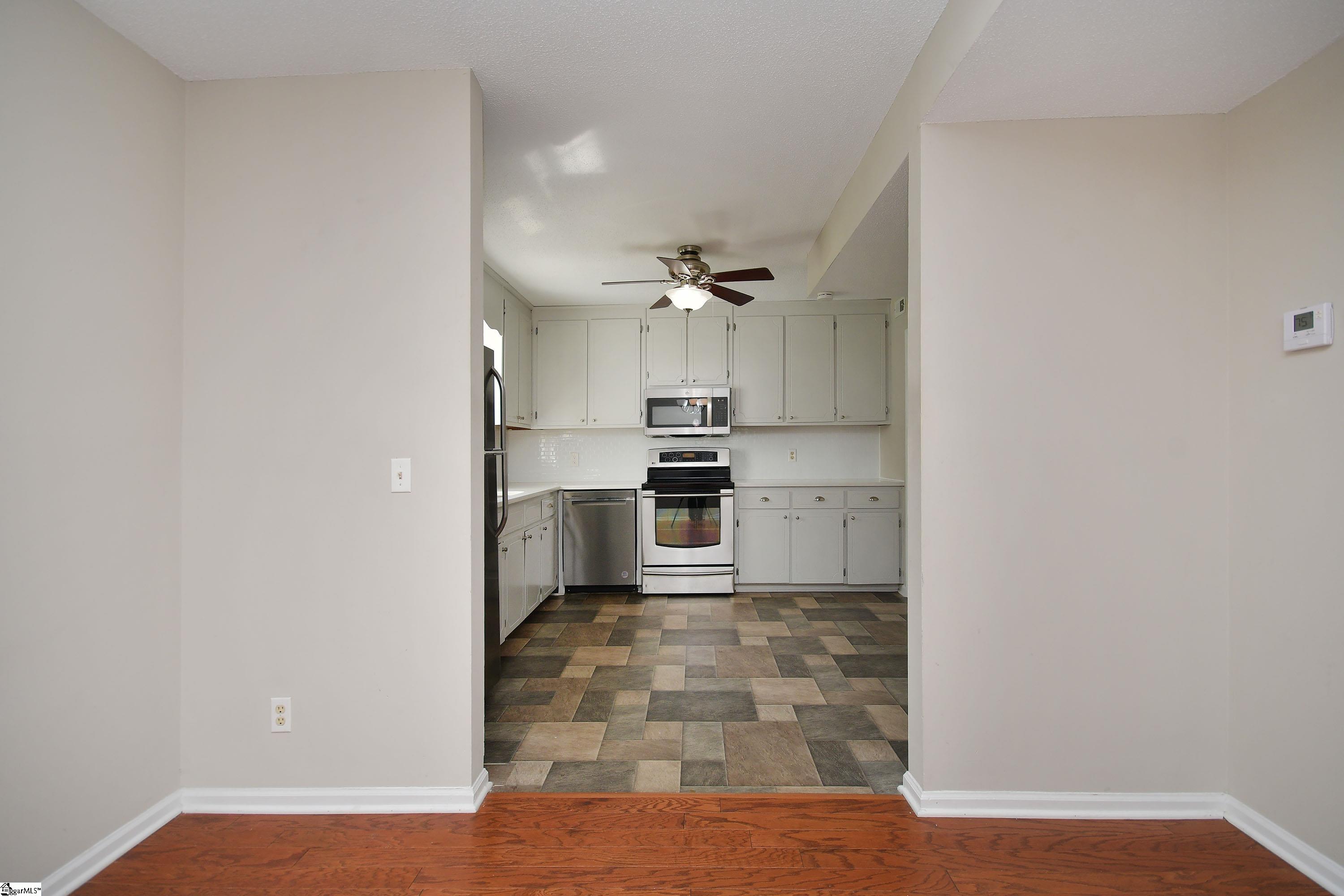 97 Jamestowne Way Property Photo 8