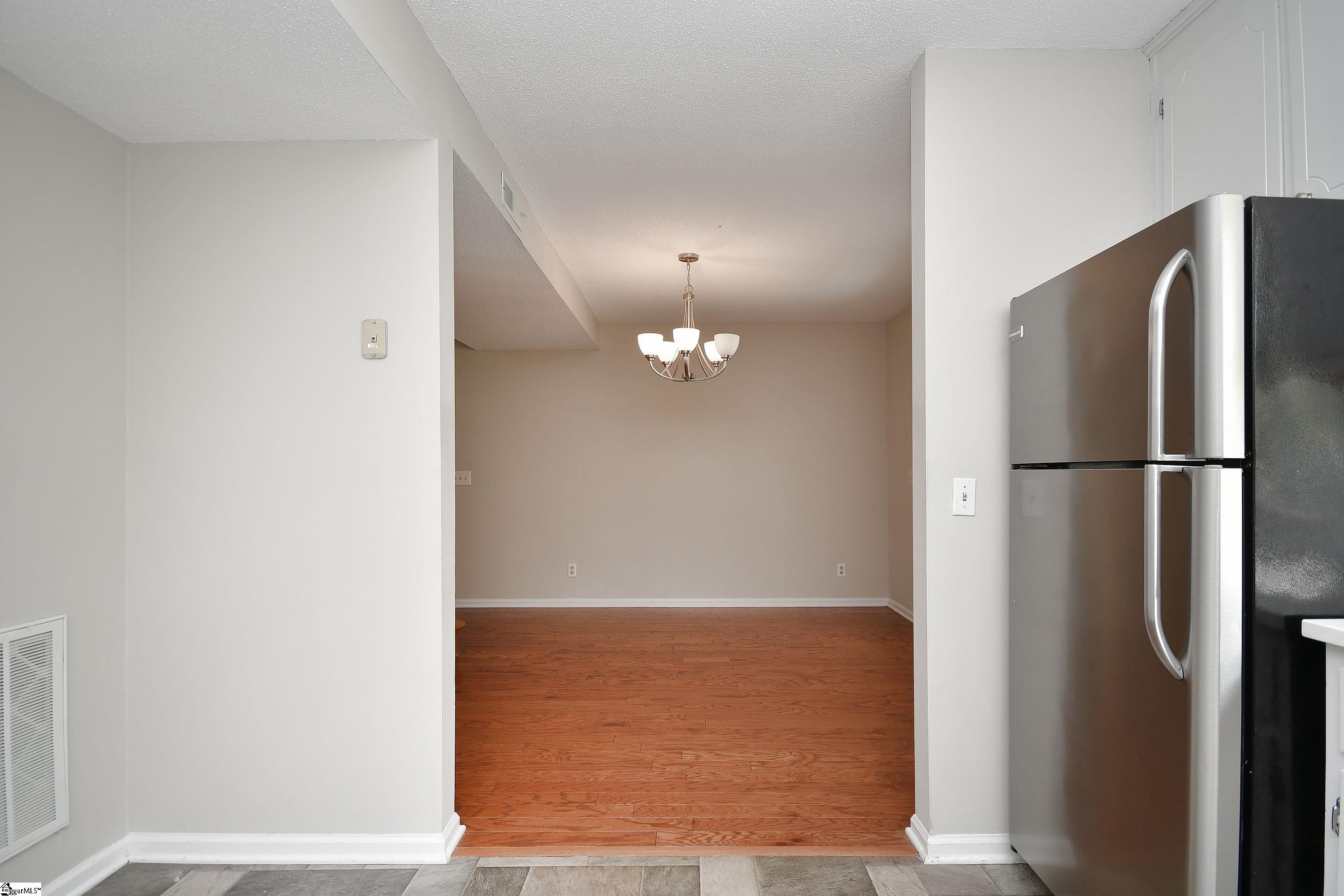 97 Jamestowne Way Property Photo 11