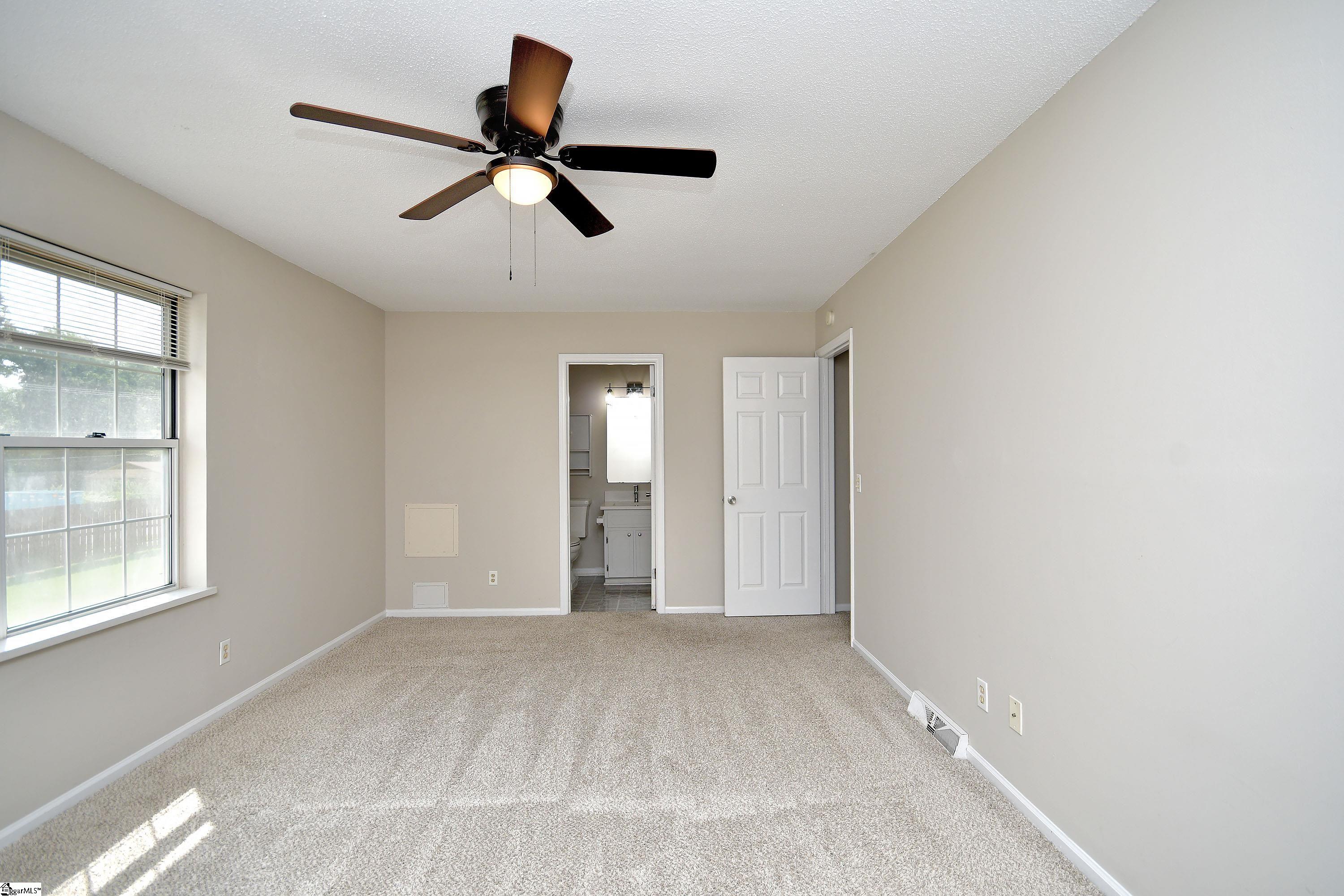 97 Jamestowne Way Property Photo 18