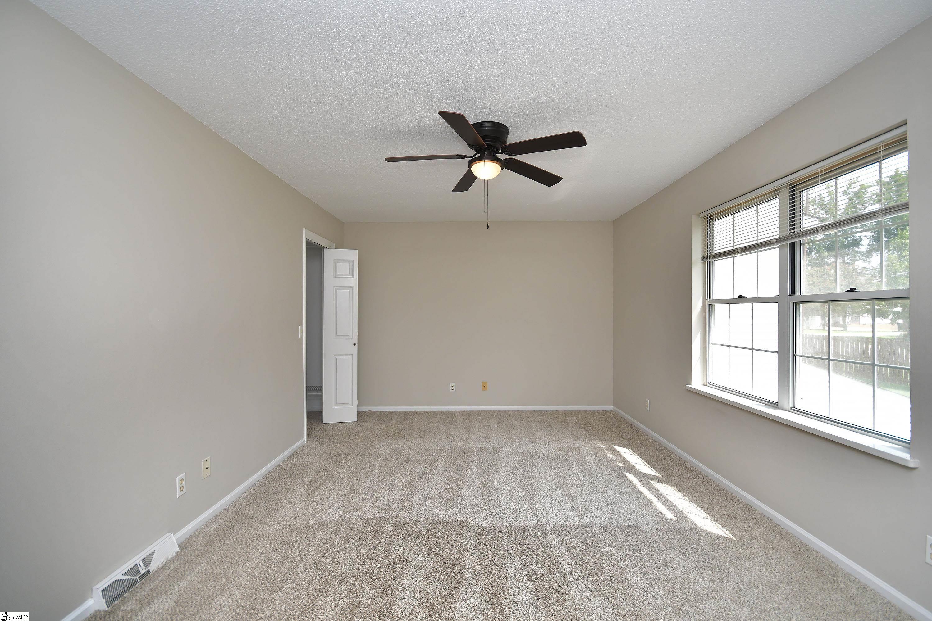 97 Jamestowne Way Property Photo 20