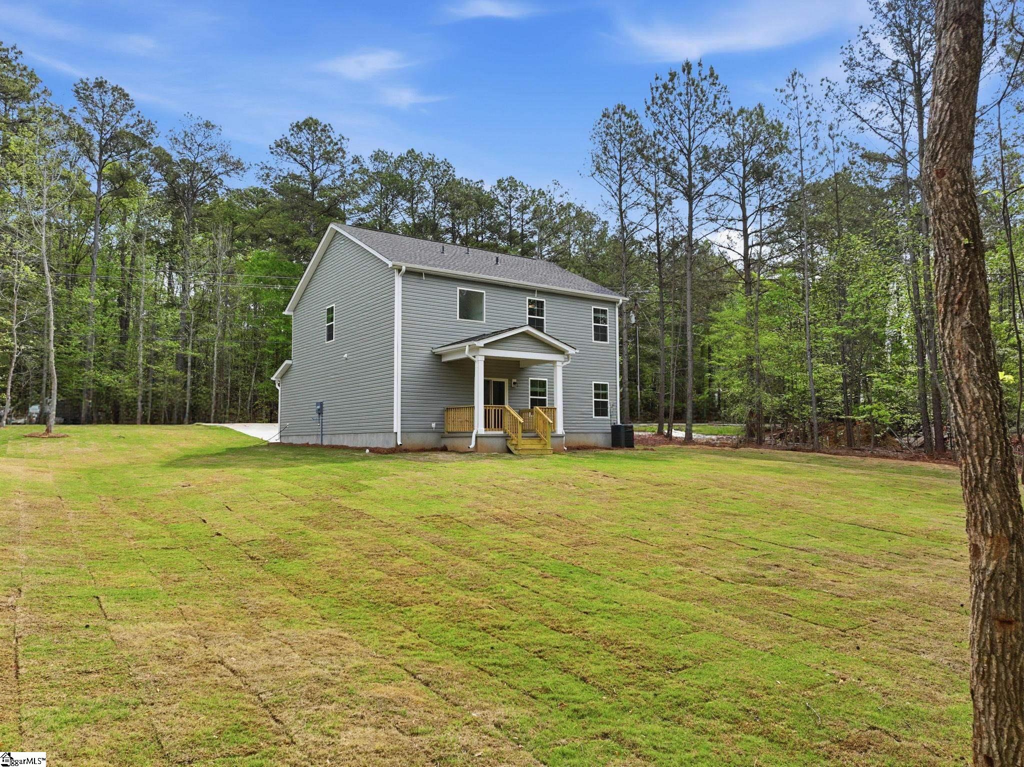 1536 Shirley Drive Property Photo 4