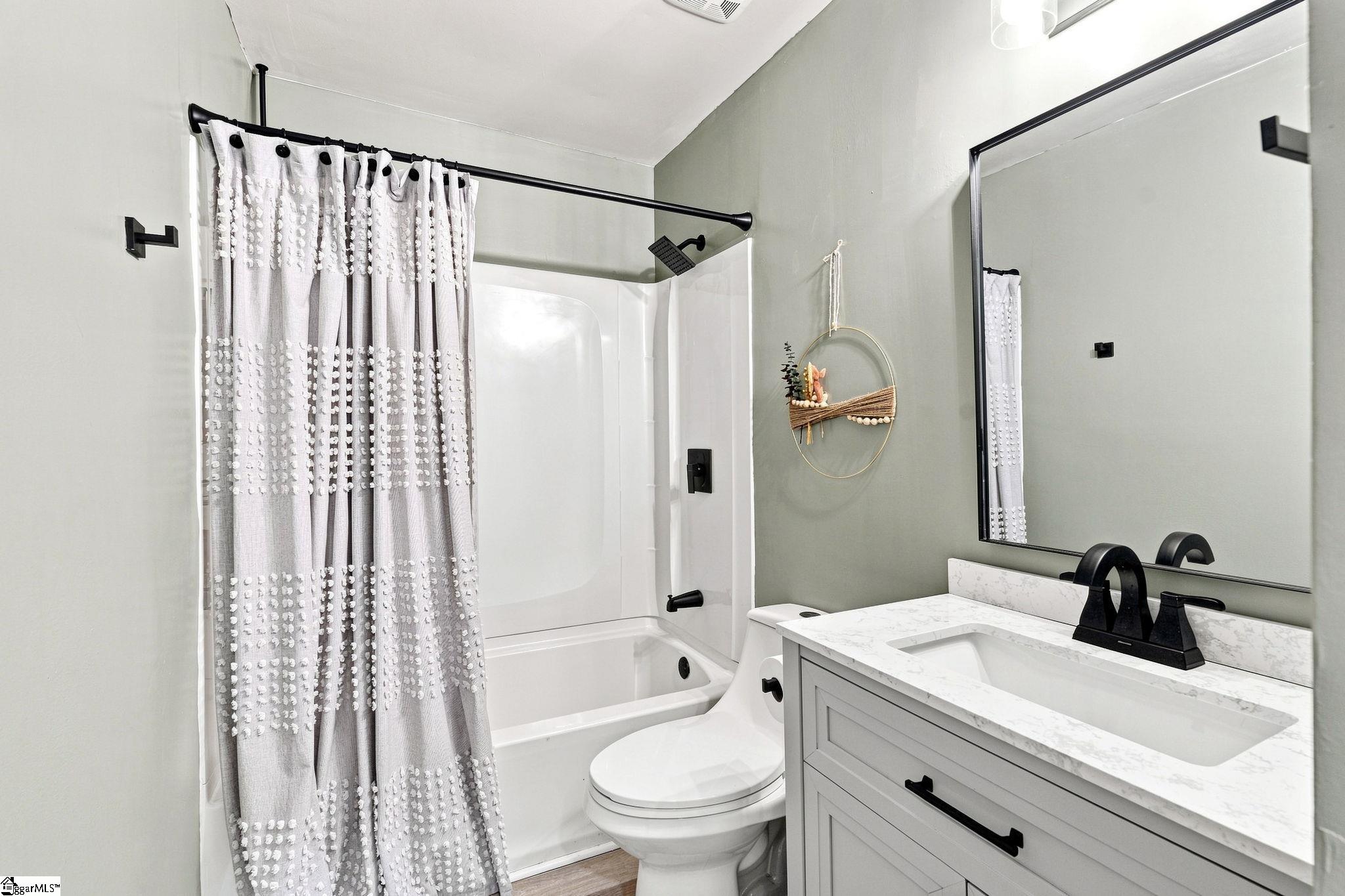 23 Lee Way Property Photo 22