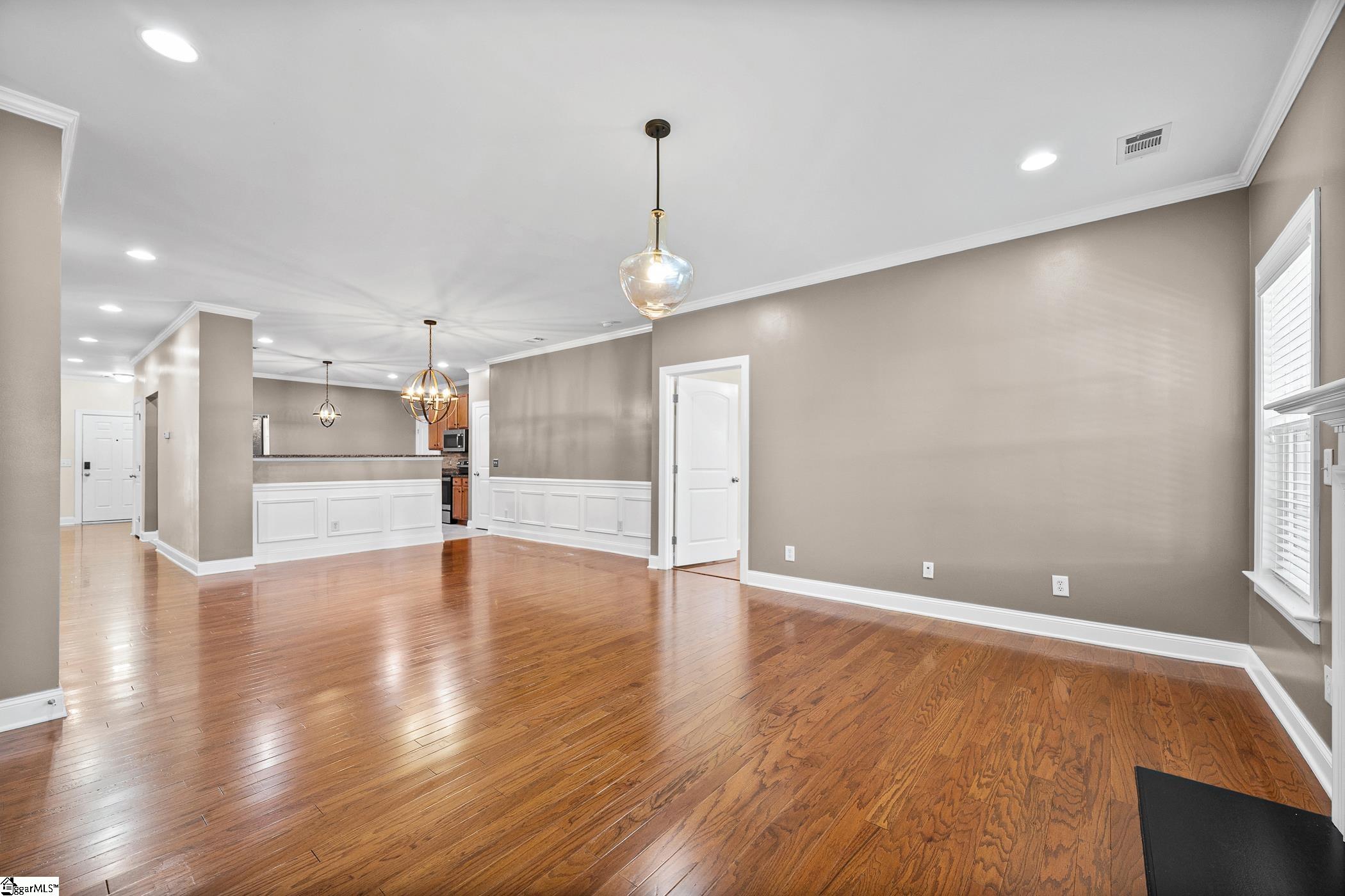 207 Louisville Drive Property Photo 16