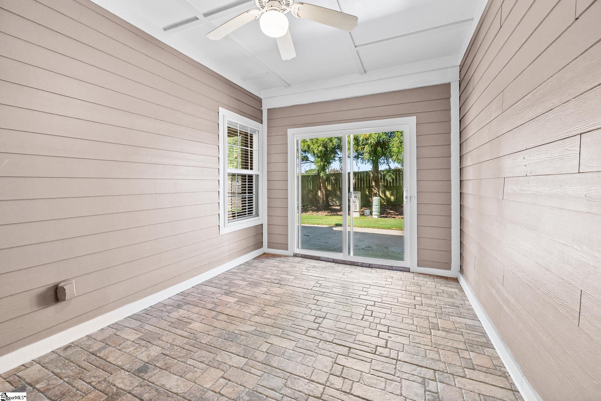 207 Louisville Drive Property Photo 32