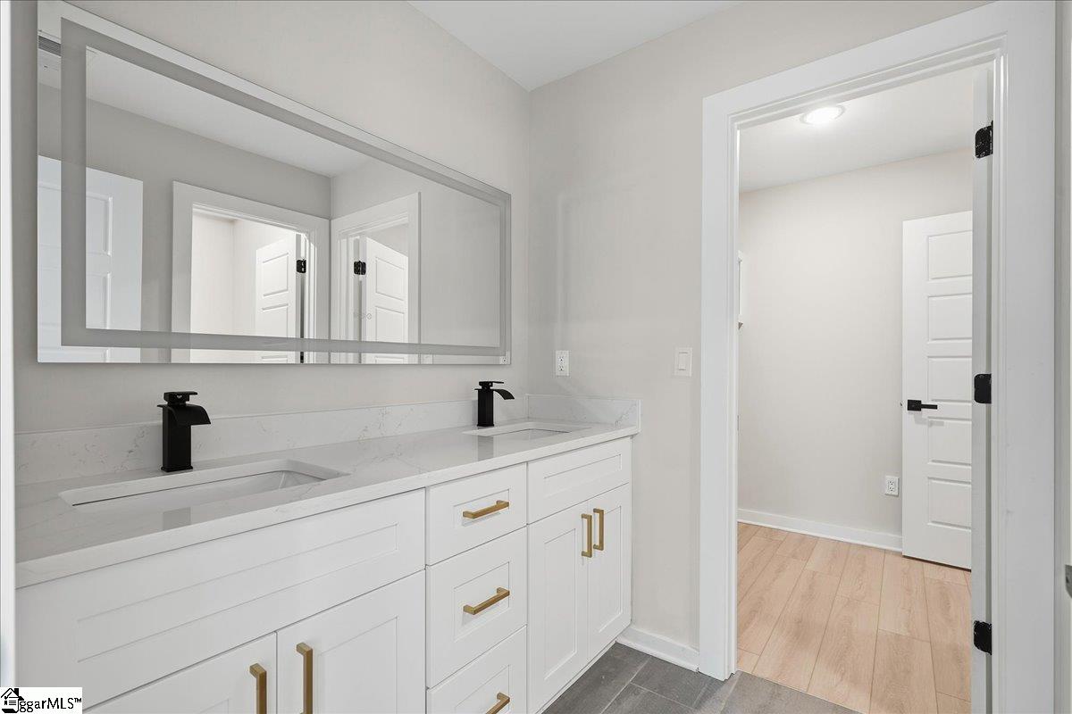 215 Whatley Circle Property Photo 18