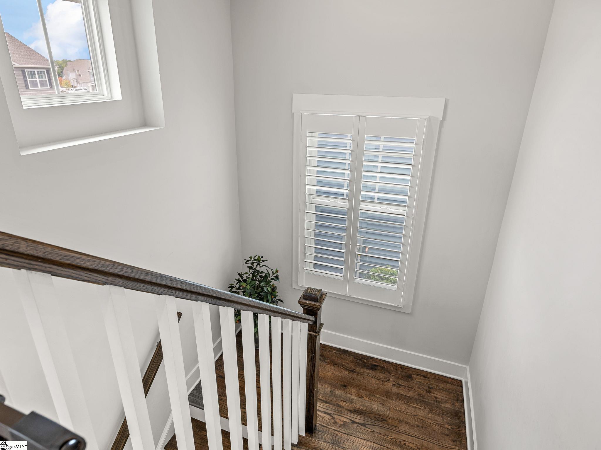373 Fenwick Drive Property Photo 26