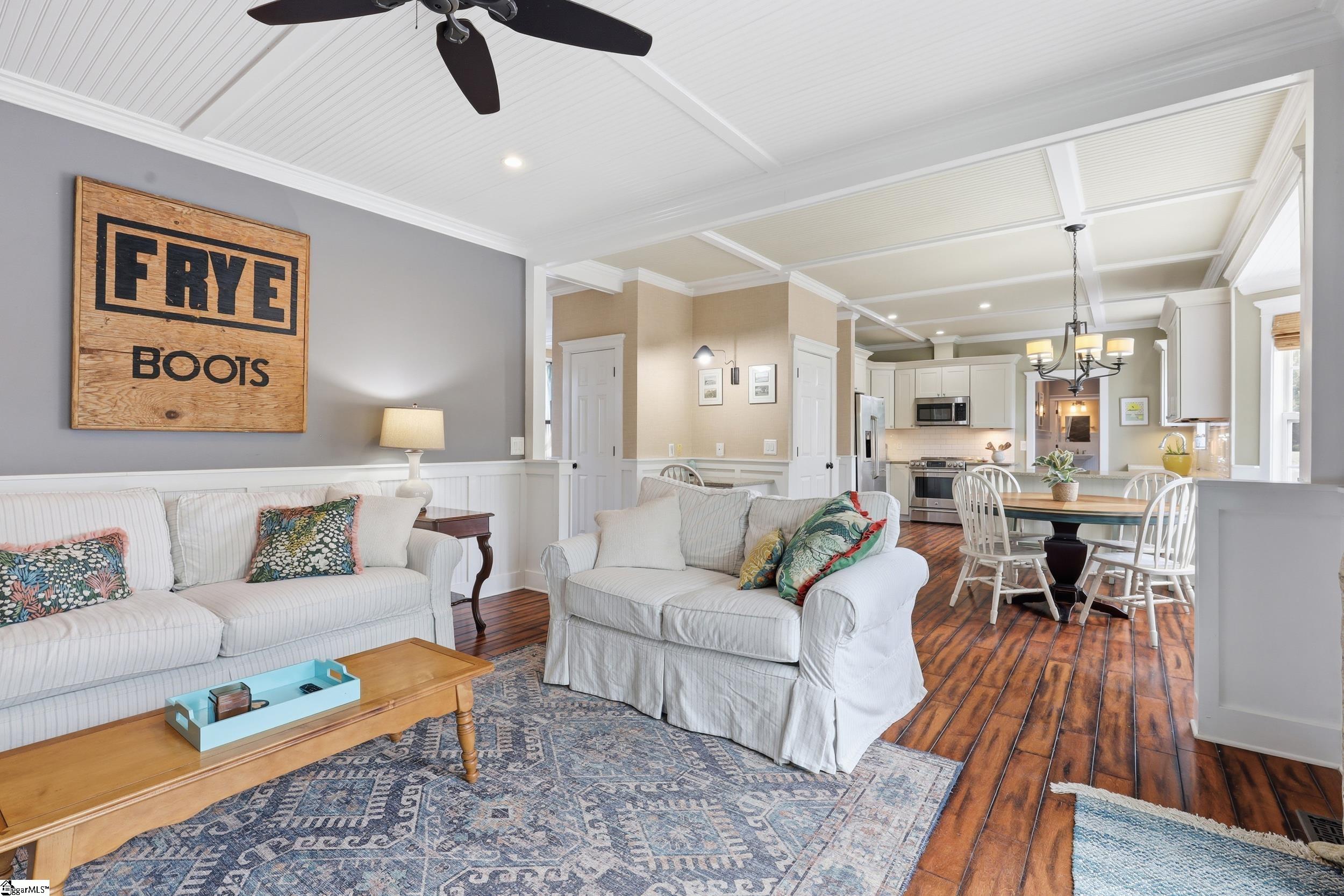 201 Saddlebred Drive Property Photo 13