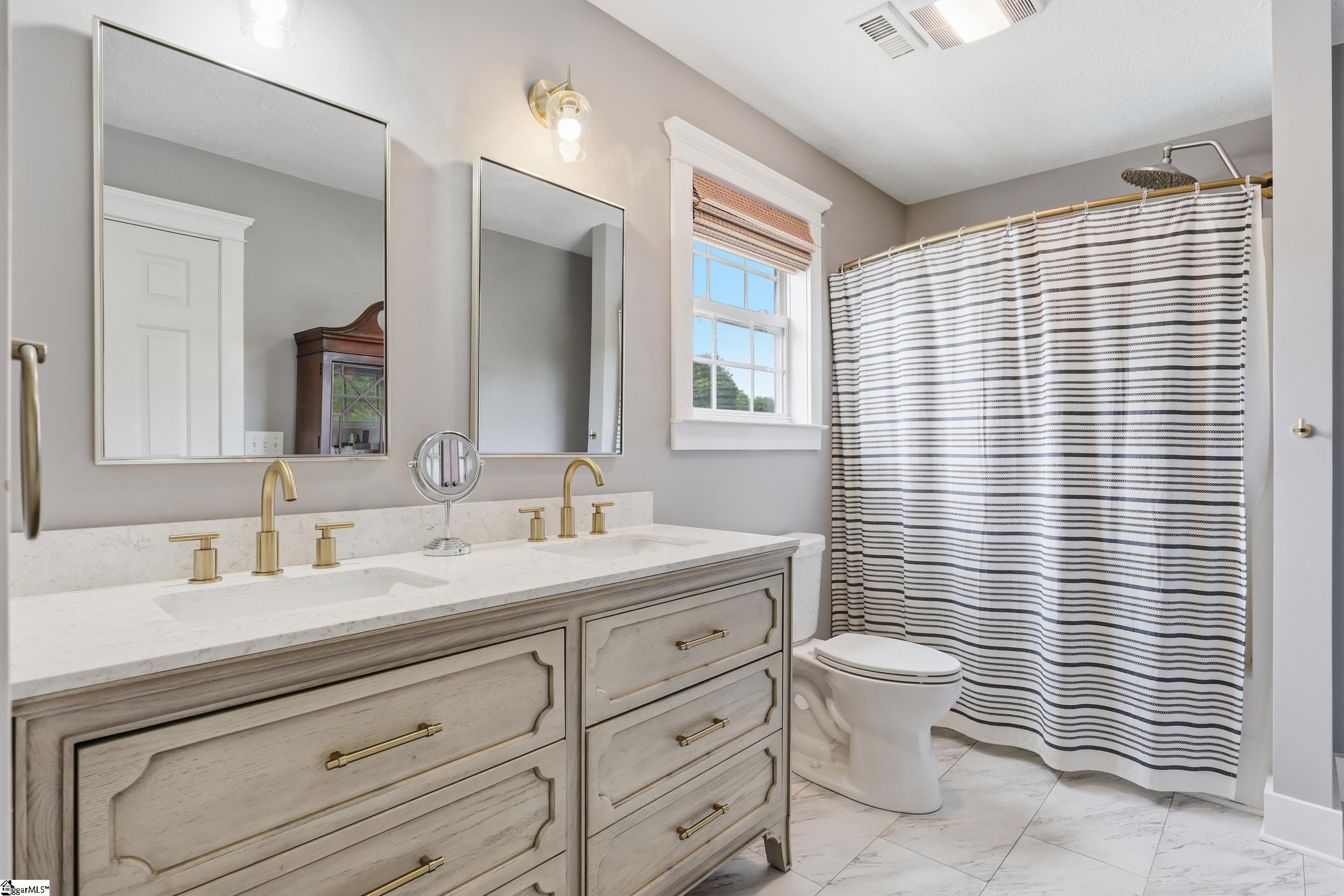 201 Saddlebred Drive Property Photo 17