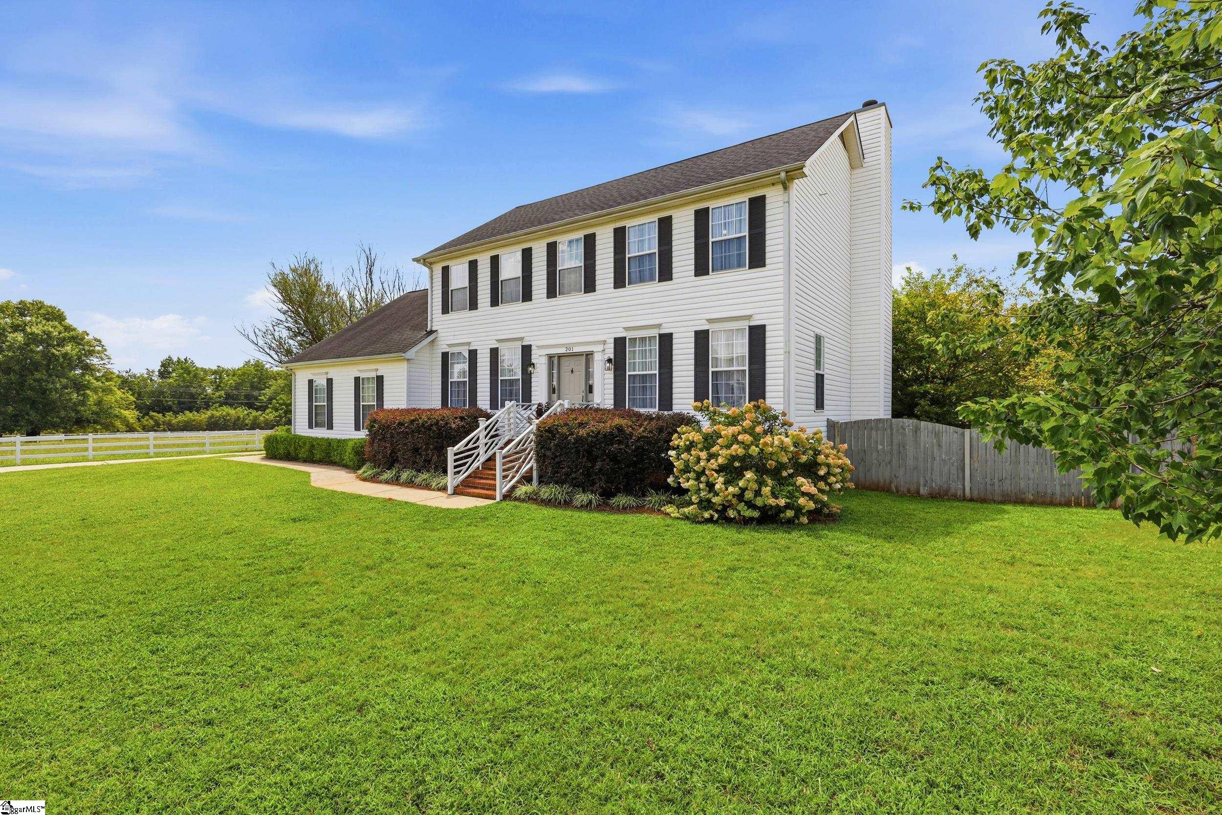 201 Saddlebred Drive Property Photo 38