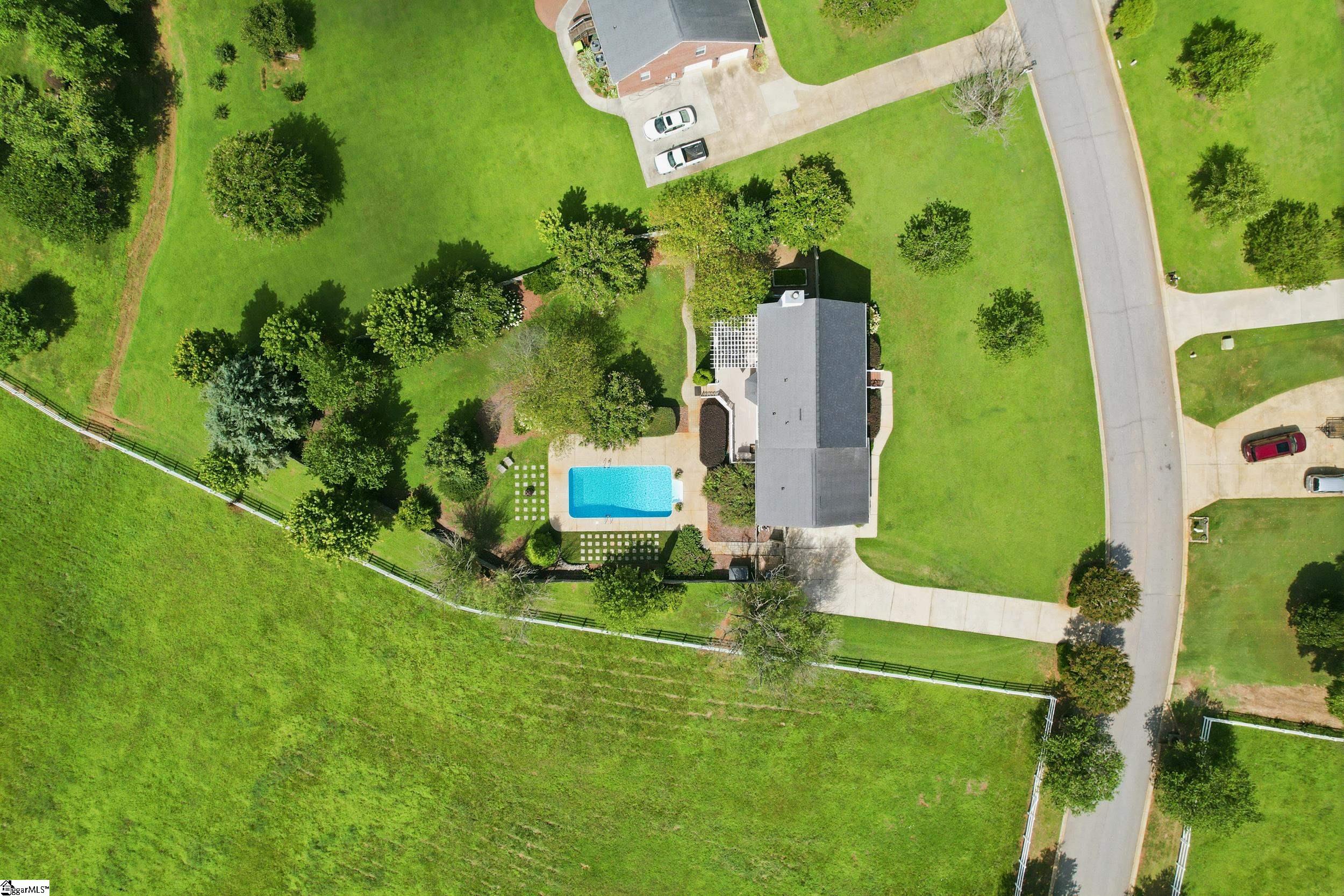 201 Saddlebred Drive Property Photo 42