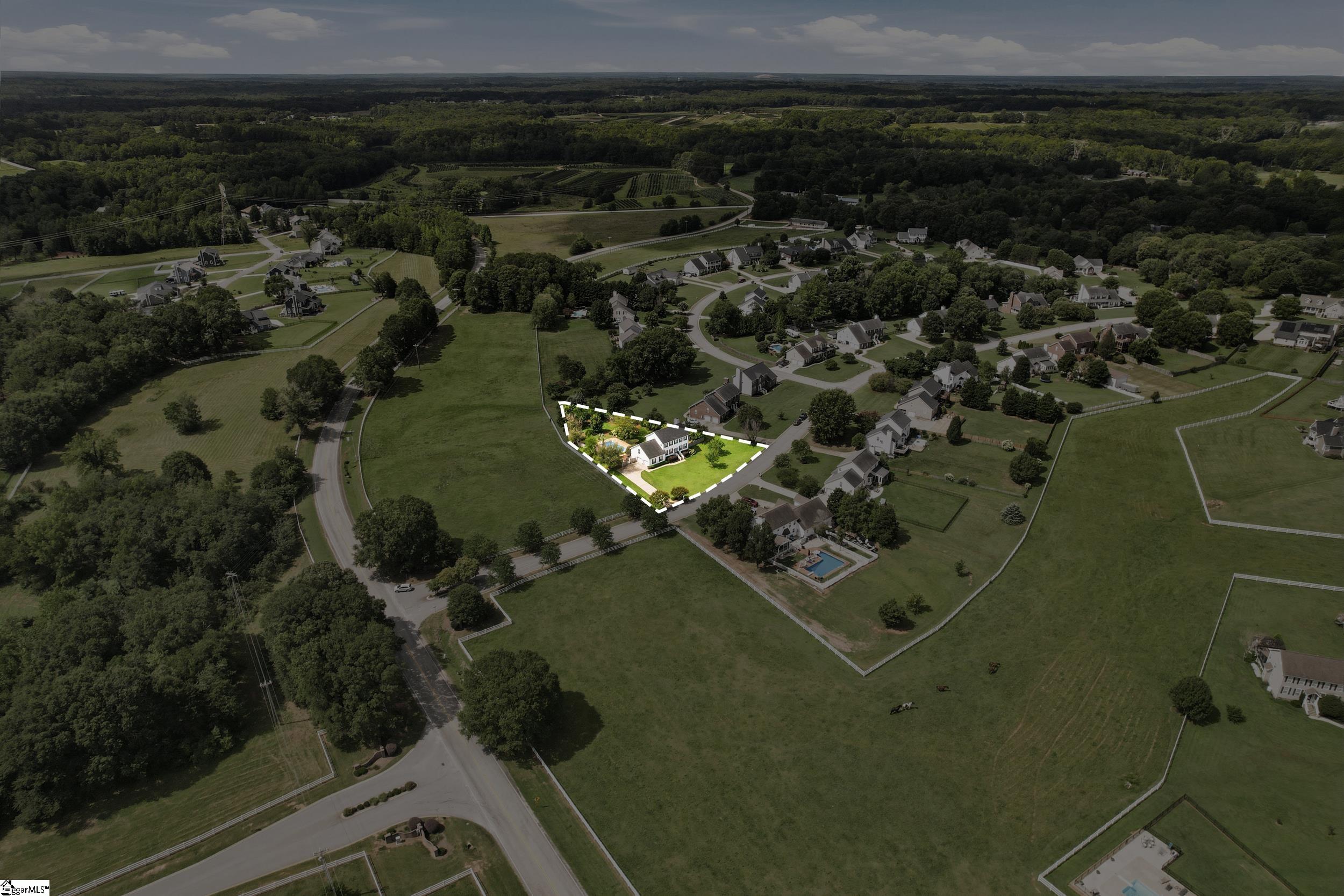 201 Saddlebred Drive Property Photo 46