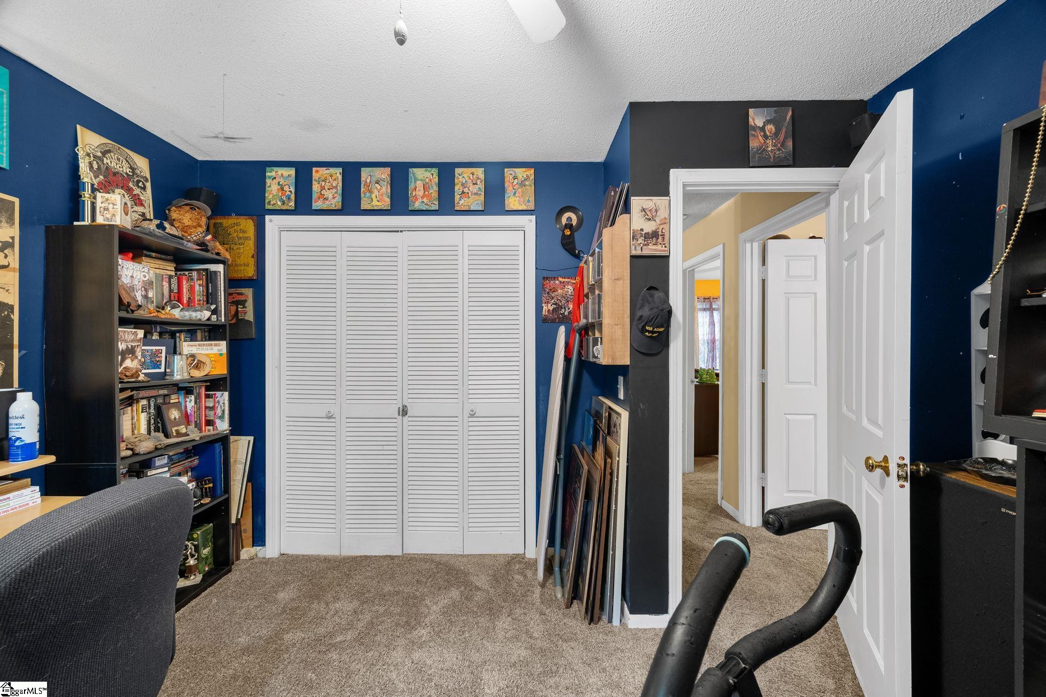 120 E Woodburn Drive Property Photo 17