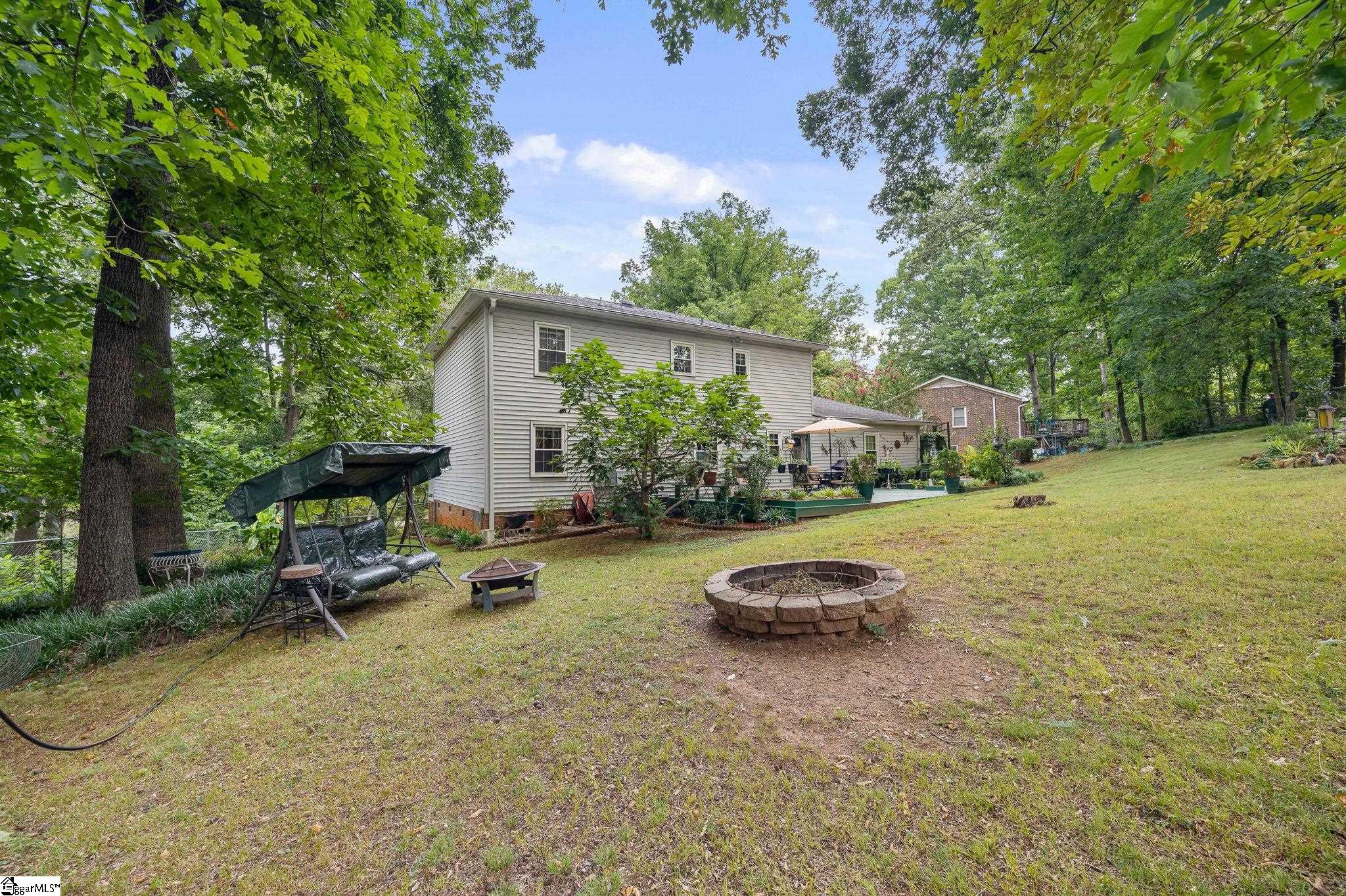 120 E Woodburn Drive Property Photo 23