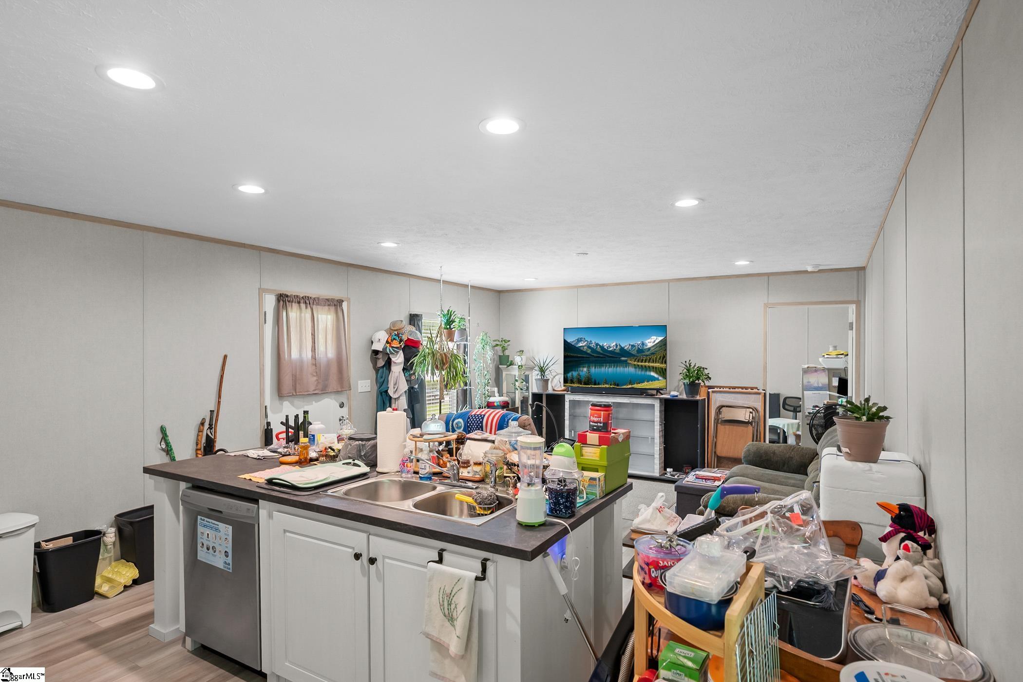 130 Gardner Road Property Photo 5
