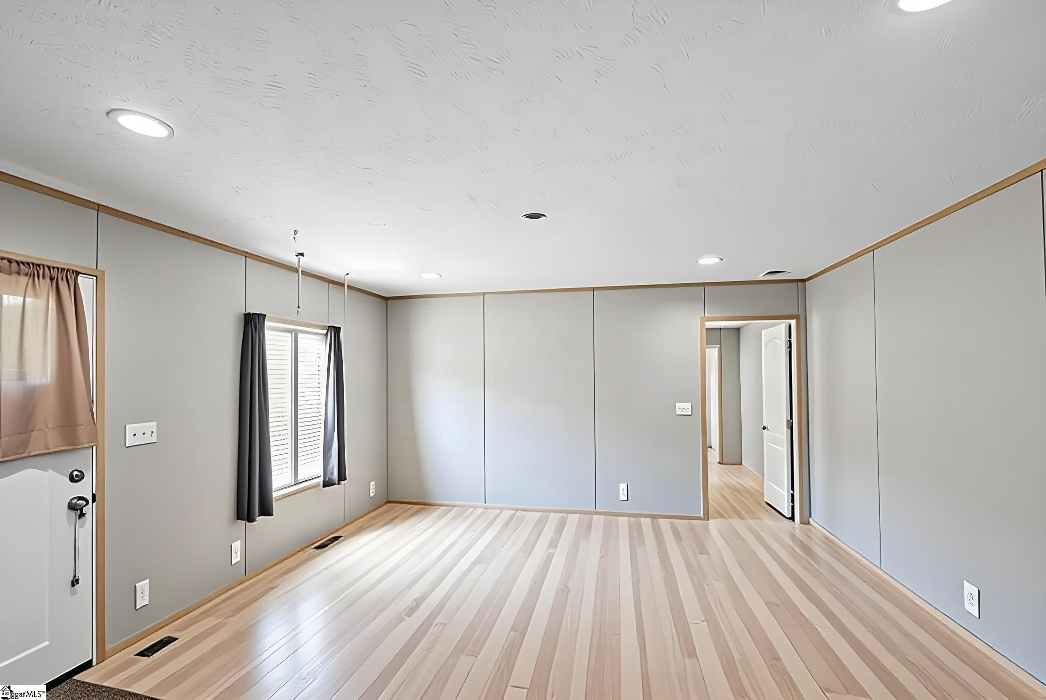 130 Gardner Road Property Photo 6