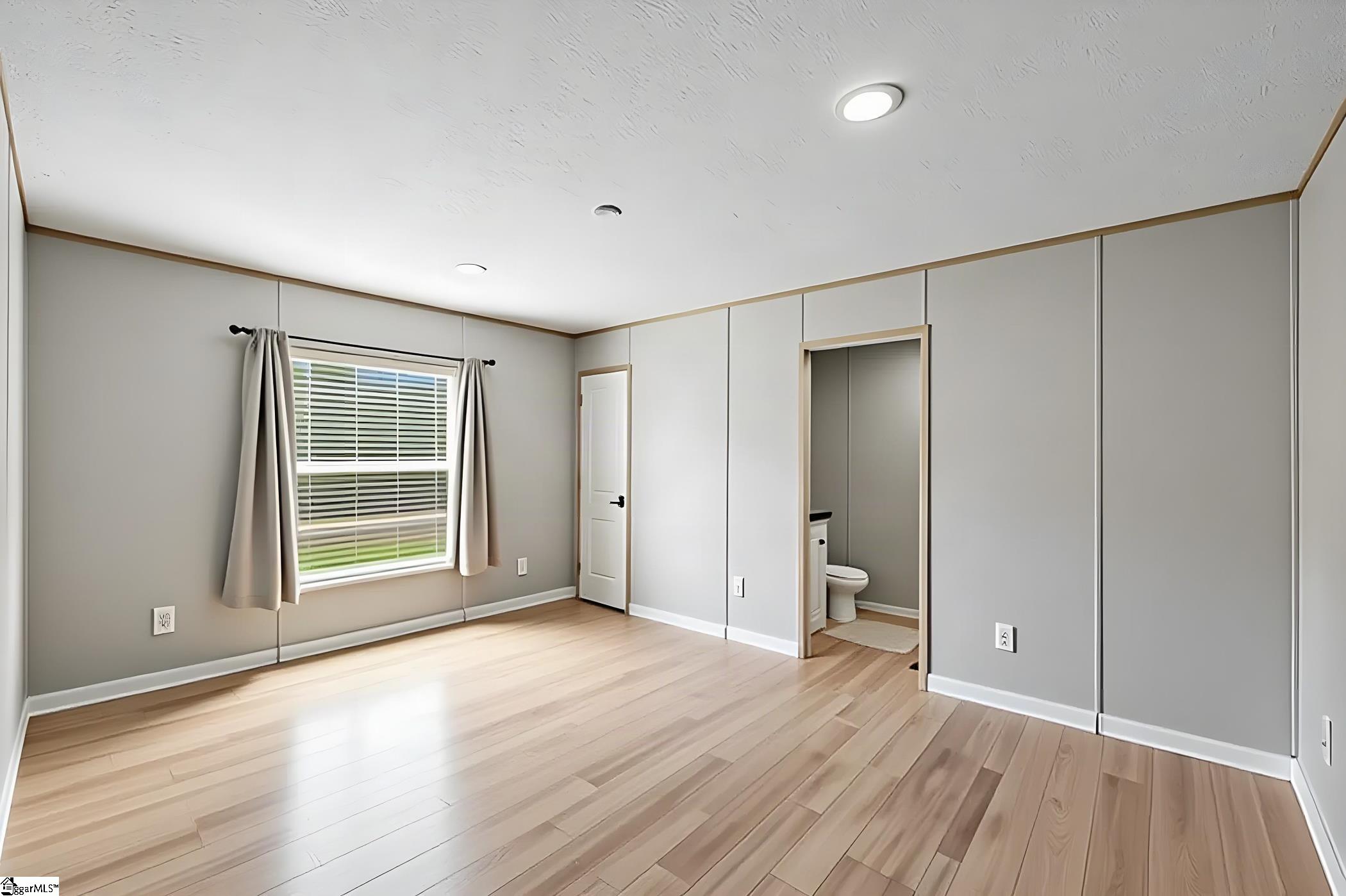 130 Gardner Road Property Photo 9