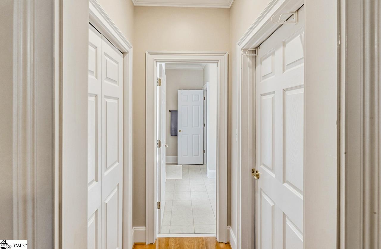 111 Bouchillion Drive Property Photo 11