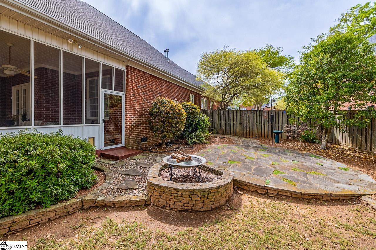 111 Bouchillion Drive Property Photo 39