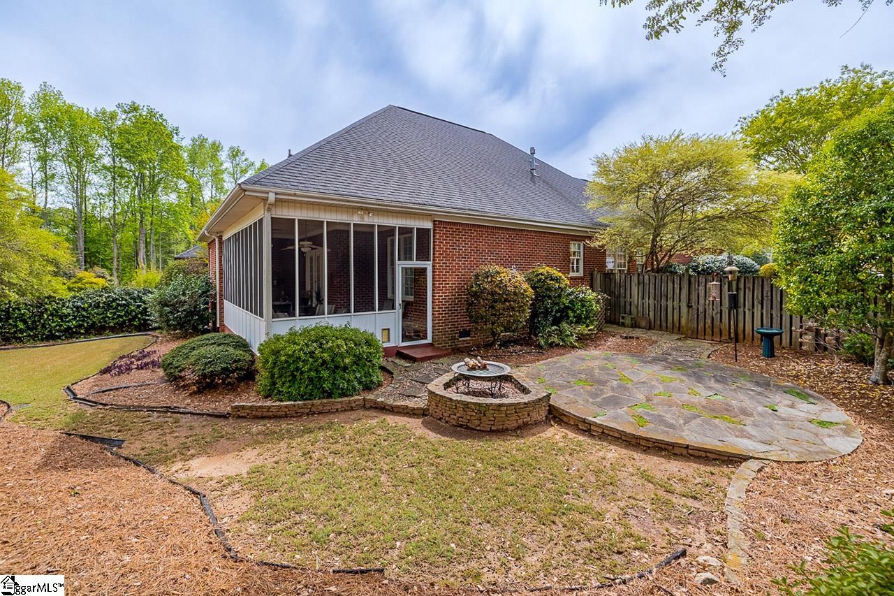 111 Bouchillion Drive Property Photo 45