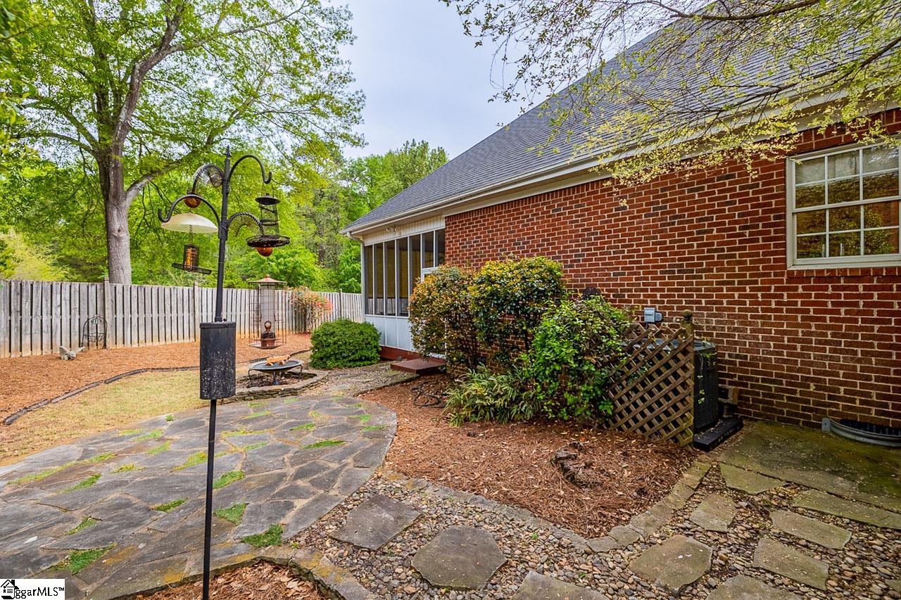 111 Bouchillion Drive Property Photo 47