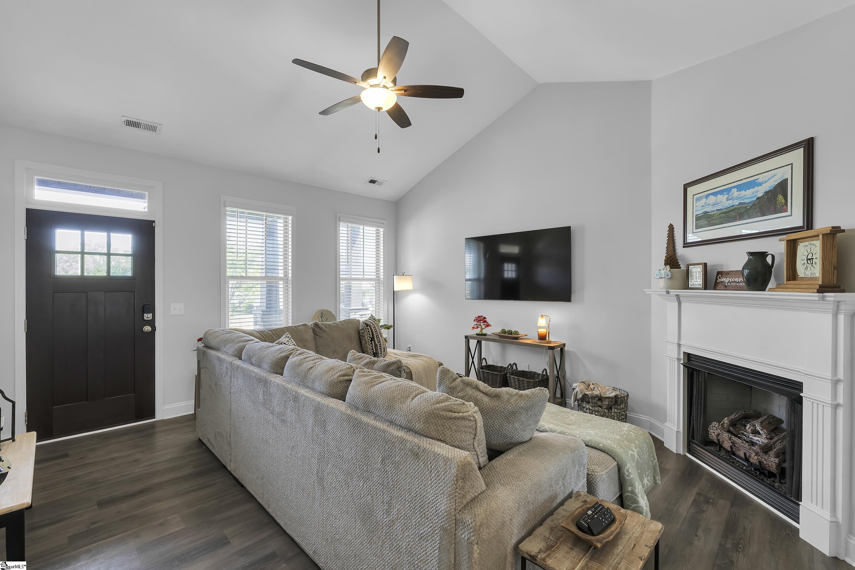 122 River Trace Loop Property Photo 3