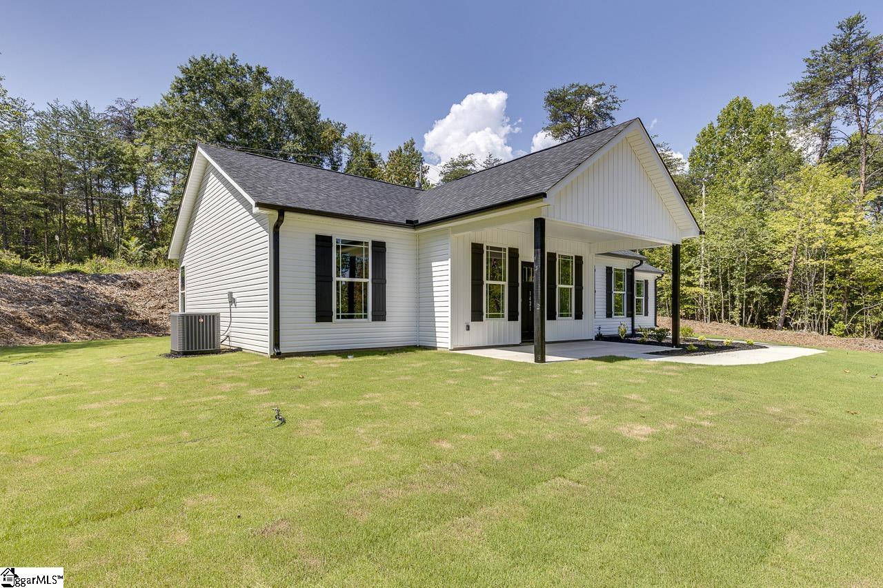 1421 White Horse Road Extension Property Photo 3