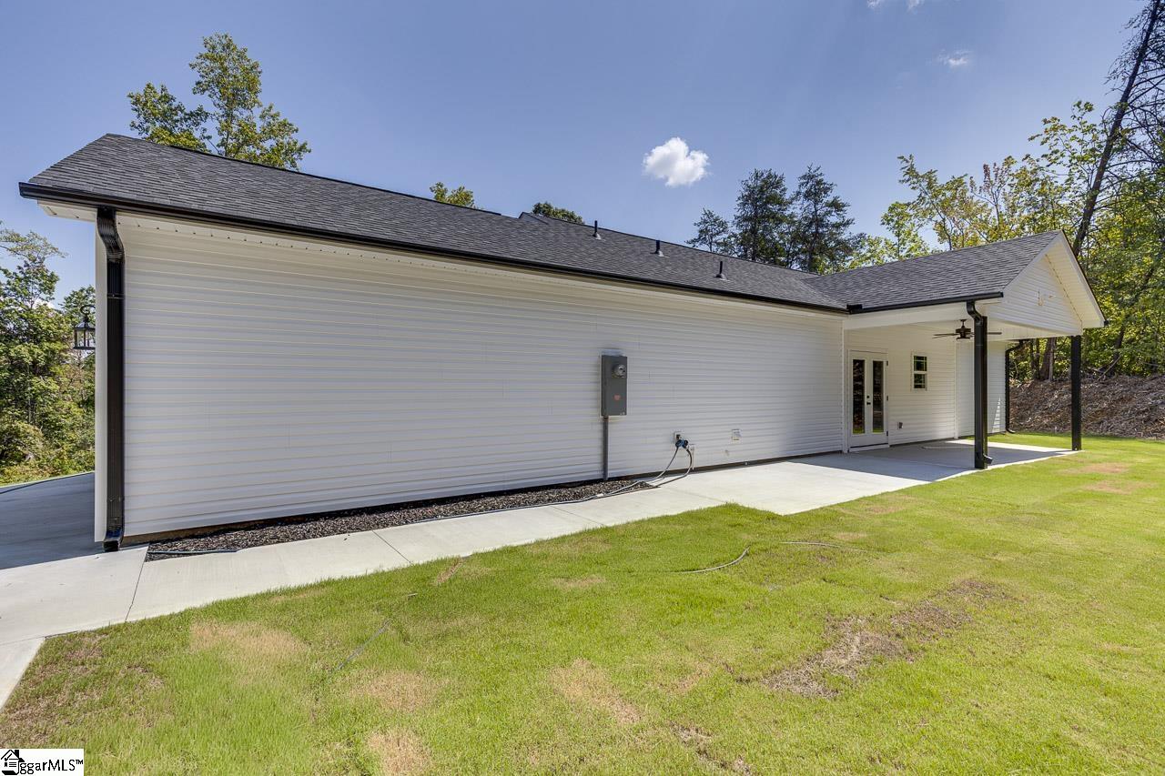 1421 White Horse Road Extension Property Photo 31