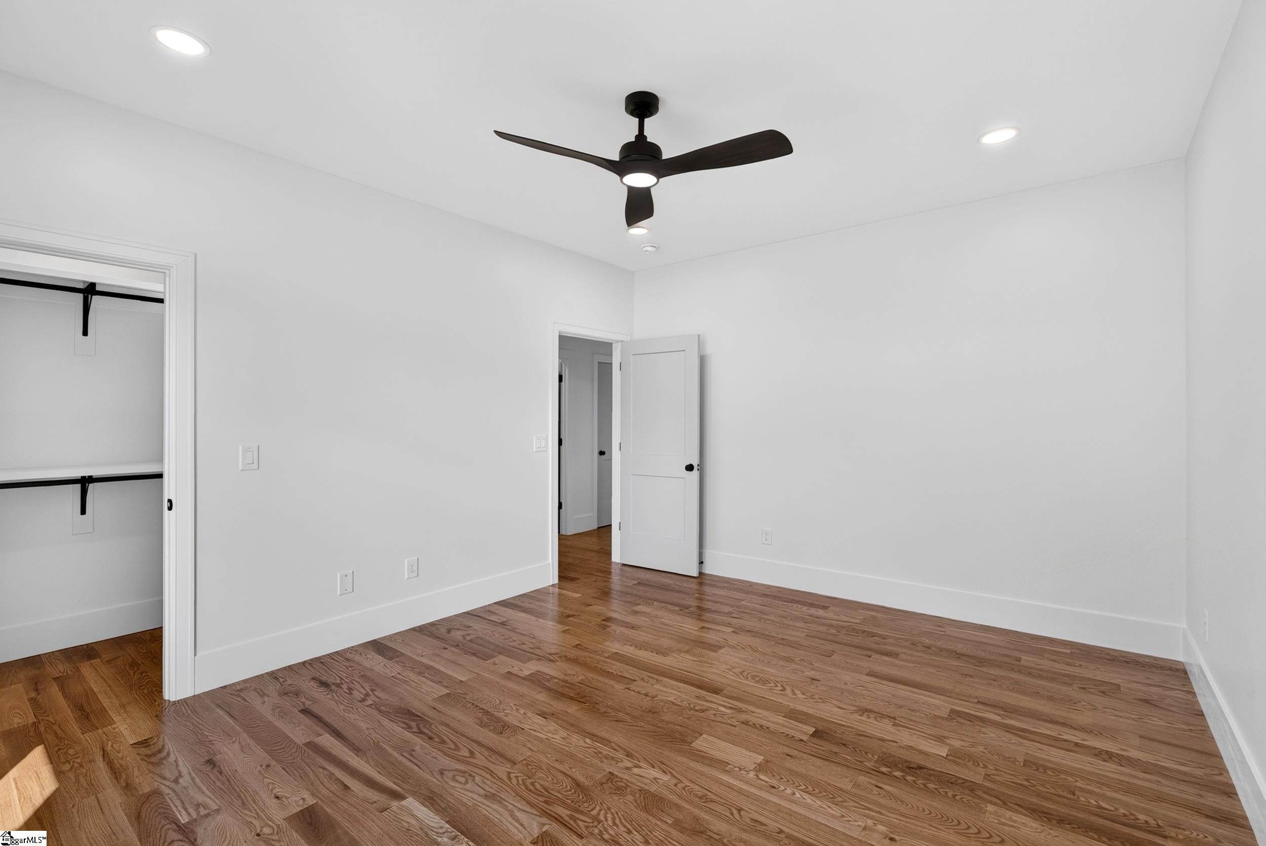 91 S Bates Road Property Photo 29