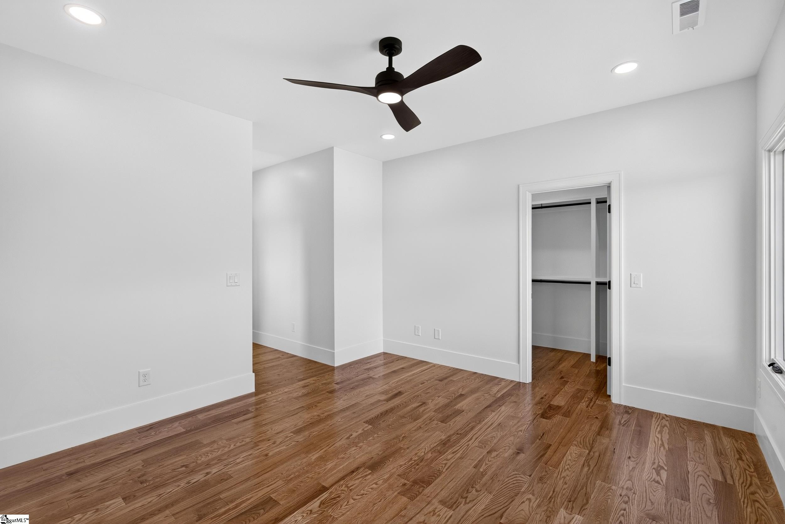 91 S Bates Road Property Photo 30