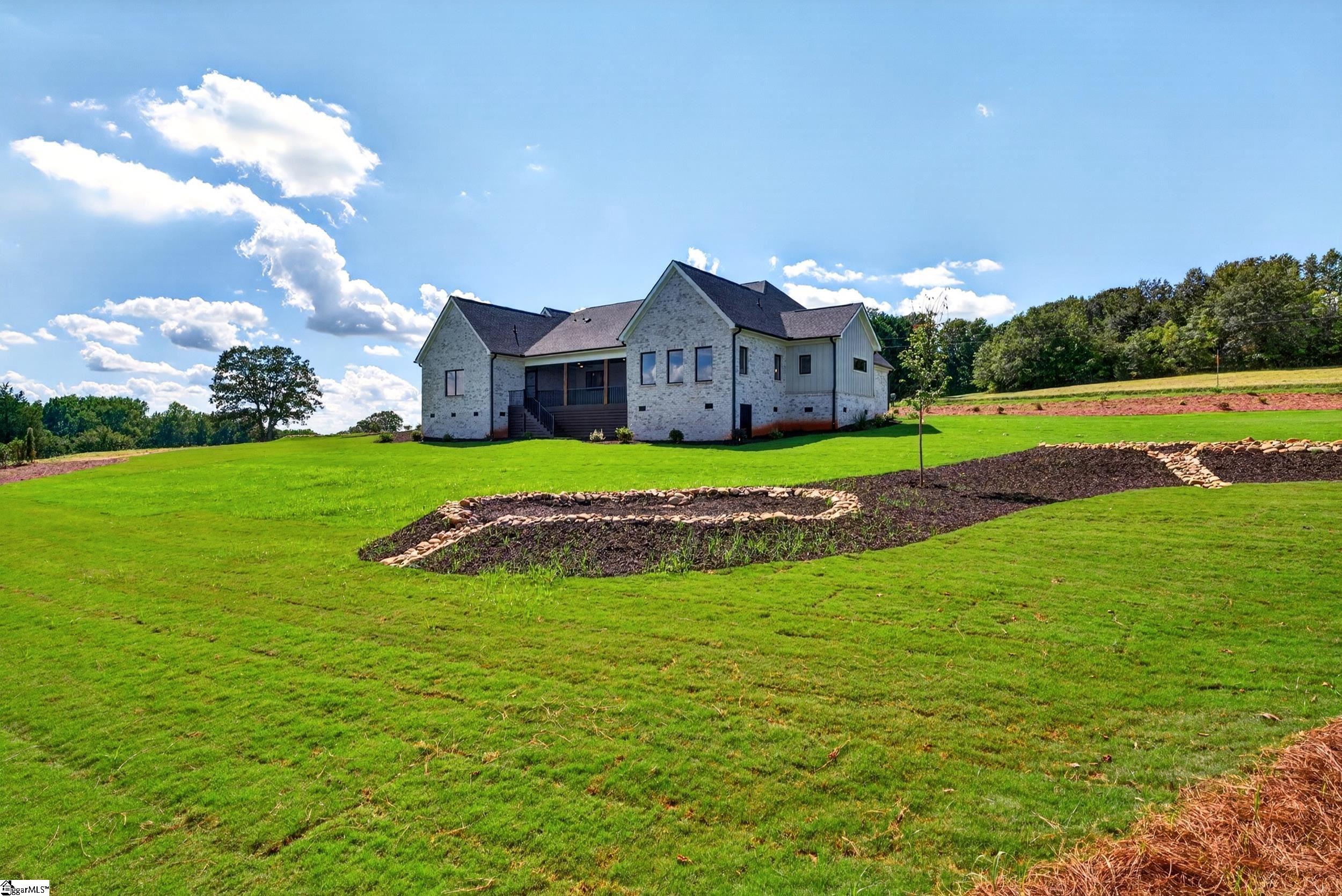 91 S Bates Road Property Photo 36