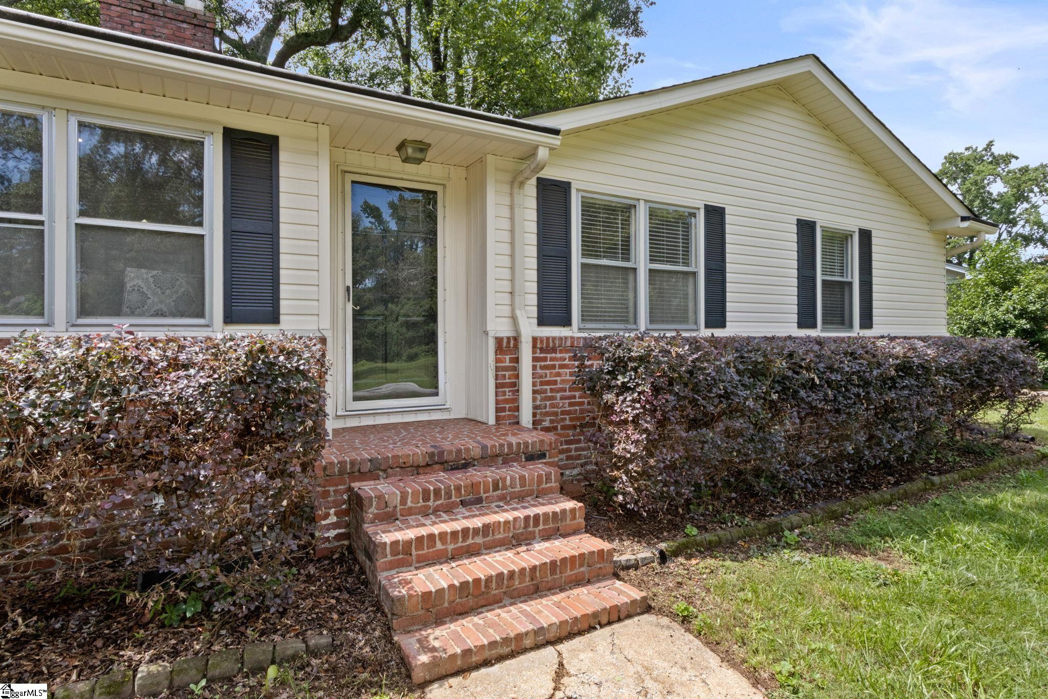 128 Colvin Road Property Photo 2