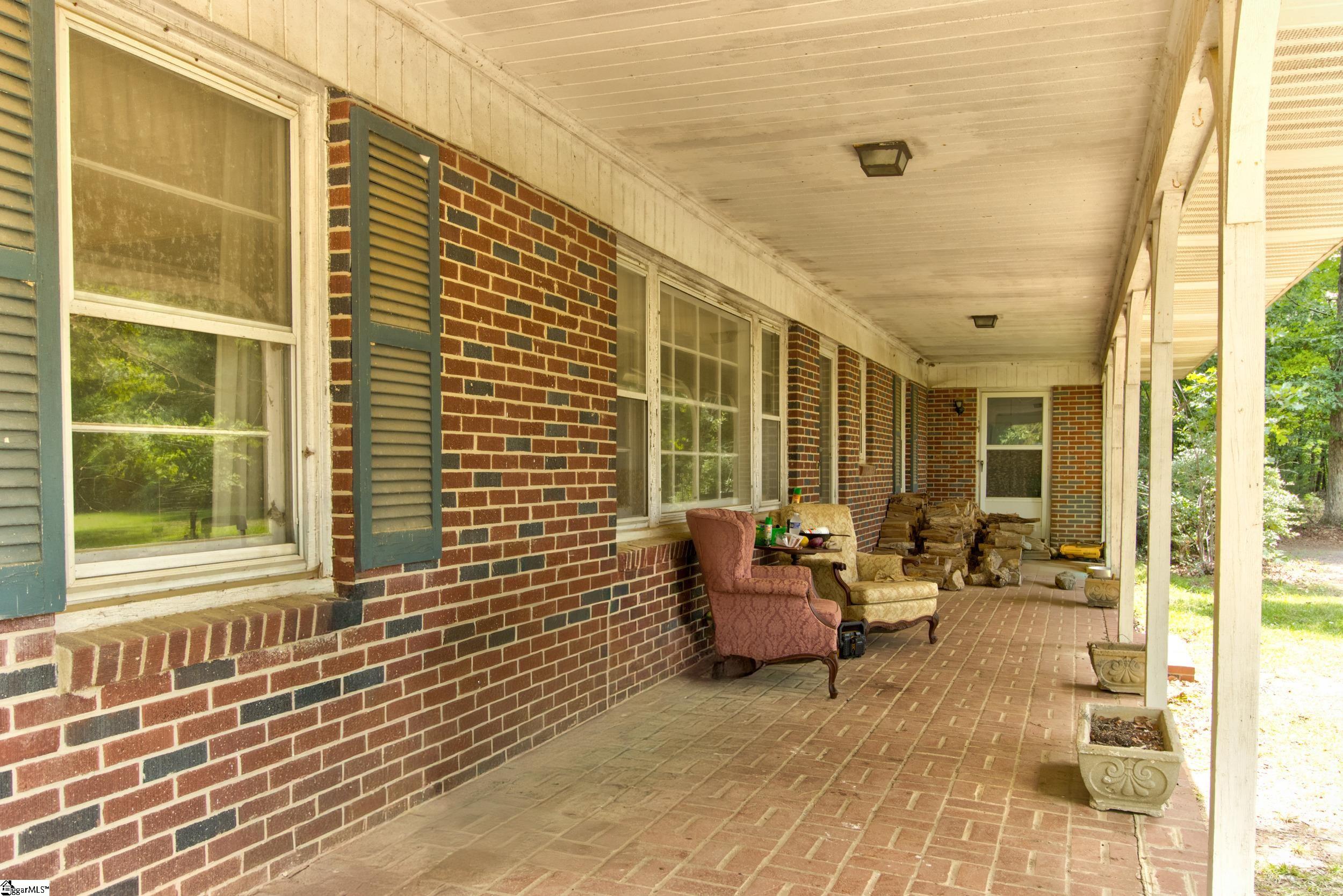 1808 Poole Town Road Property Photo 4