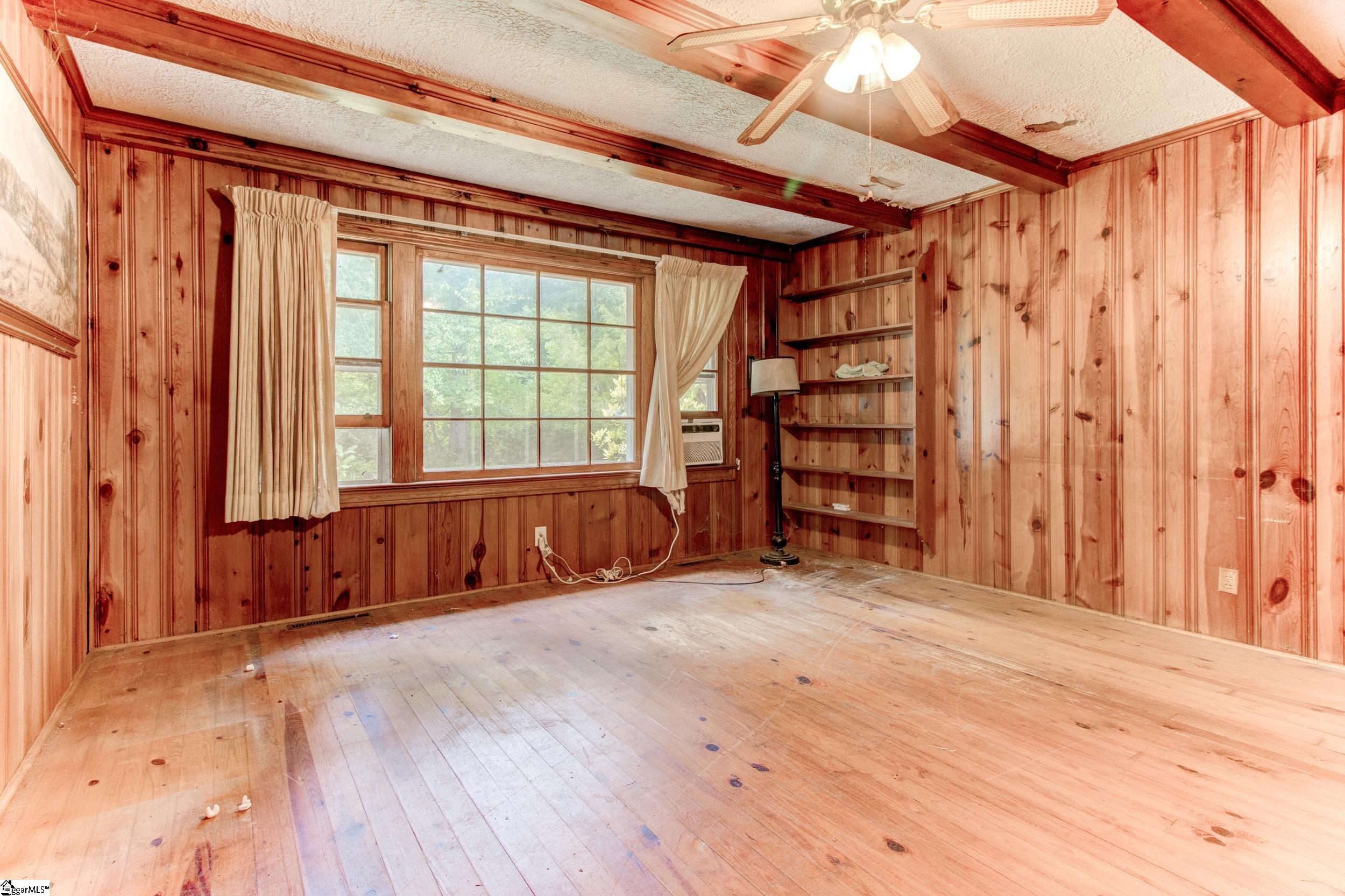 1808 Poole Town Road Property Photo 12