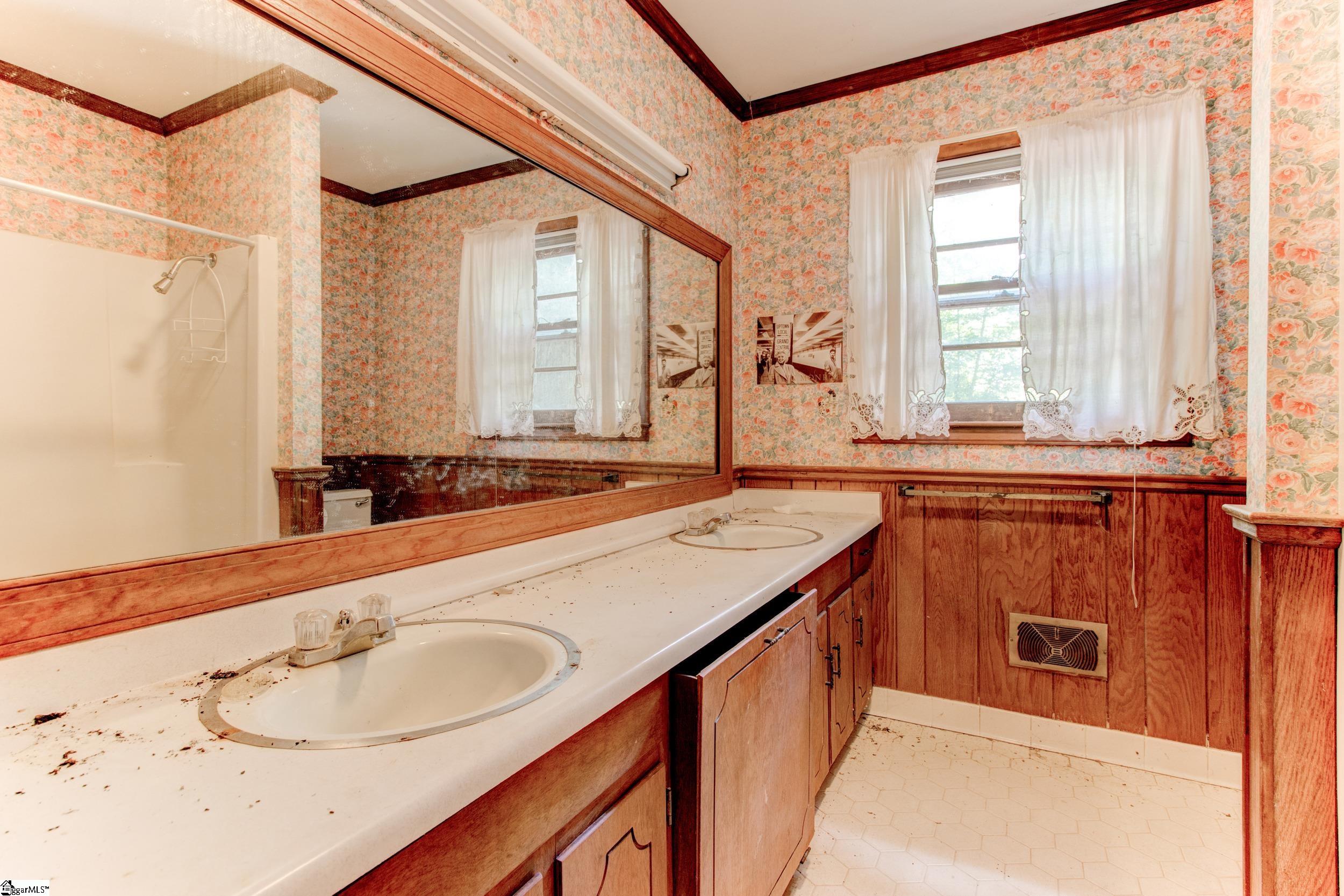 1808 Poole Town Road Property Photo 25