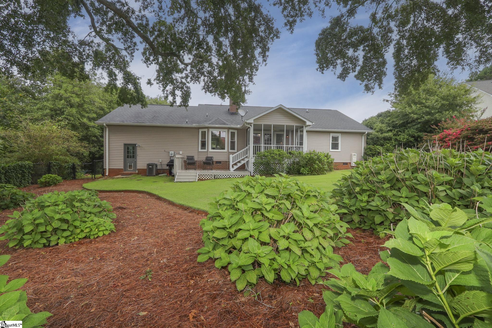 409 Jassamine Court Property Photo 3