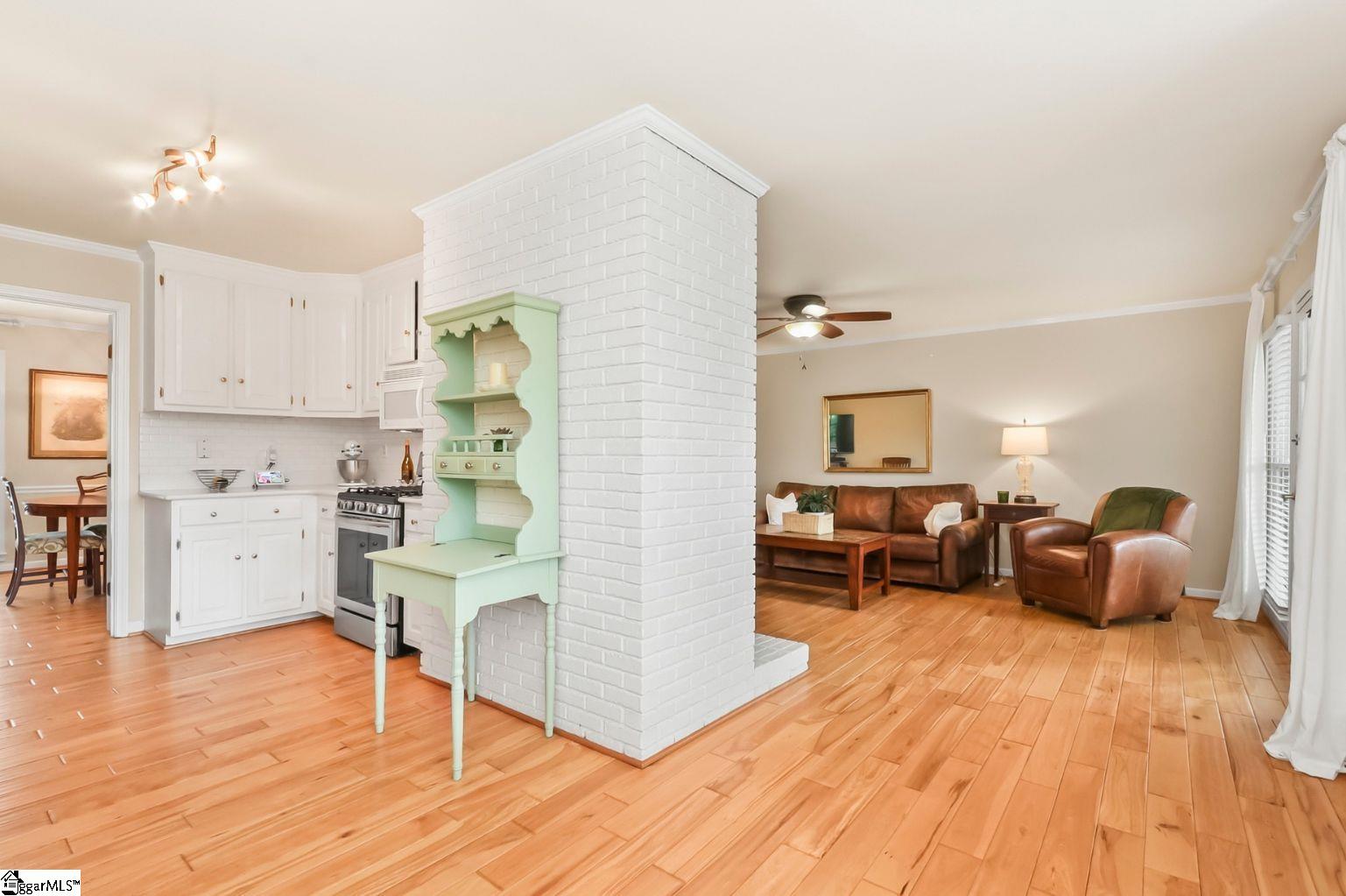 409 Jassamine Court Property Photo 12