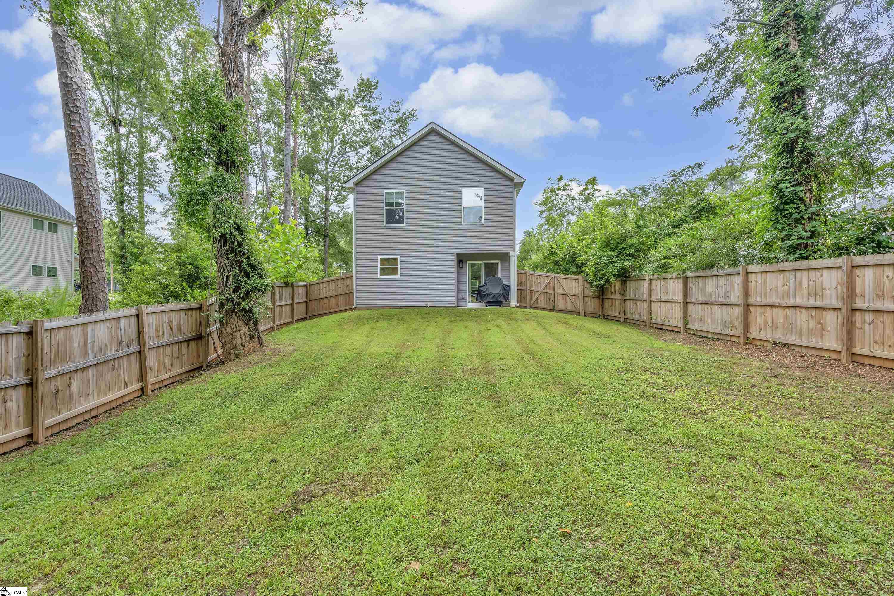 222 West Road Property Photo 17