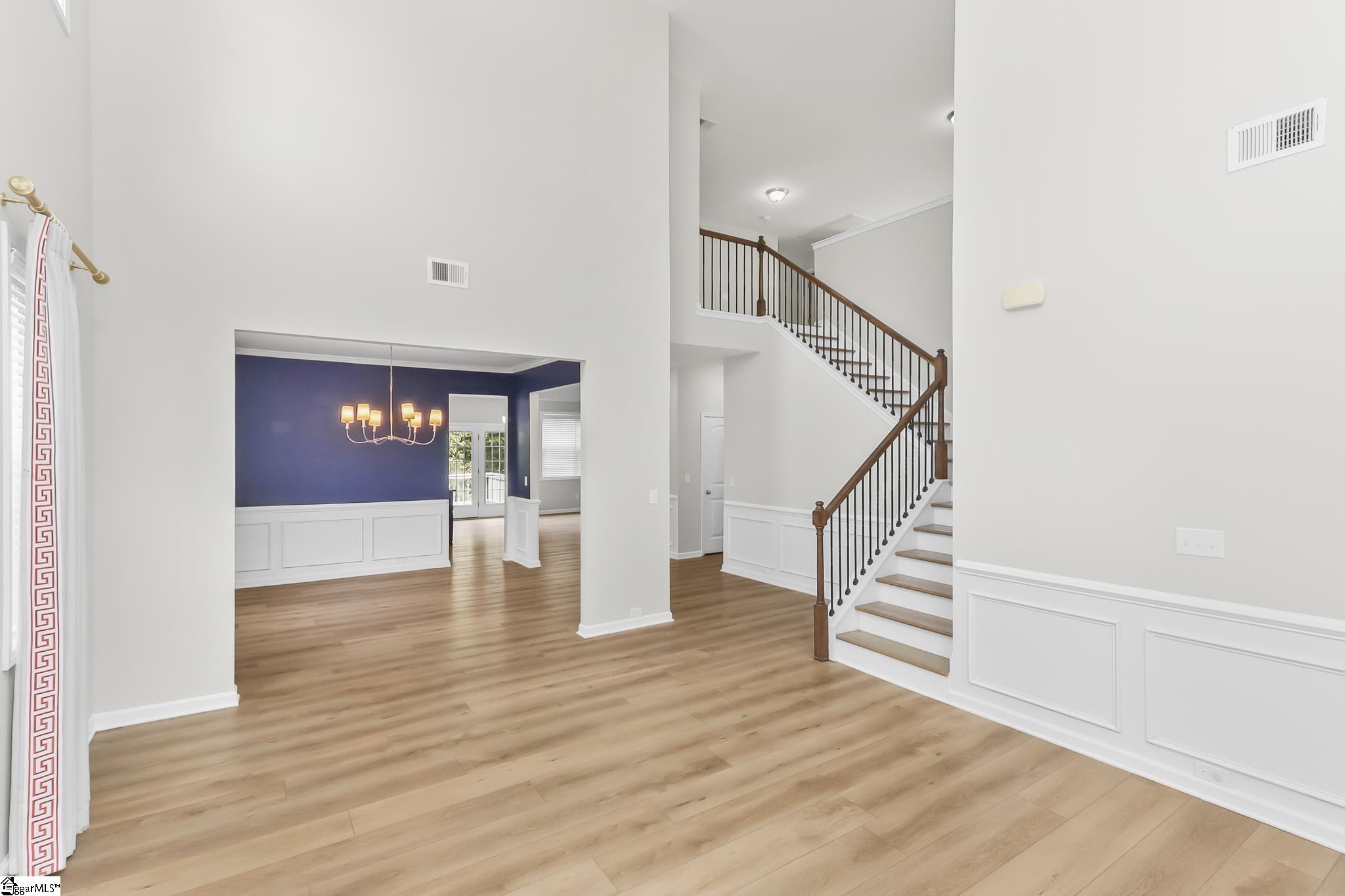 124 Waltzing Vine Lane Property Photo 3