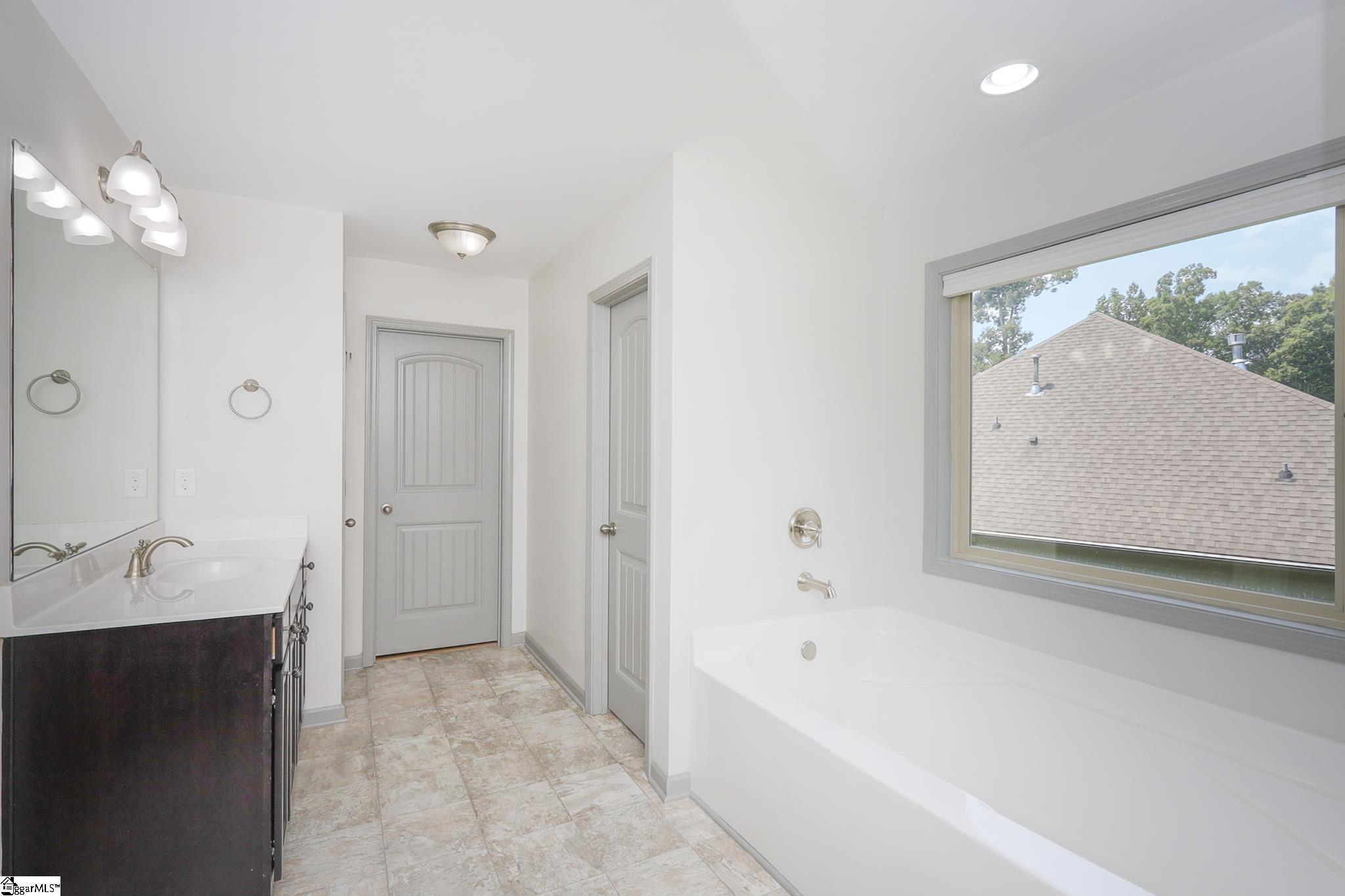 124 Waltzing Vine Lane Property Photo 33