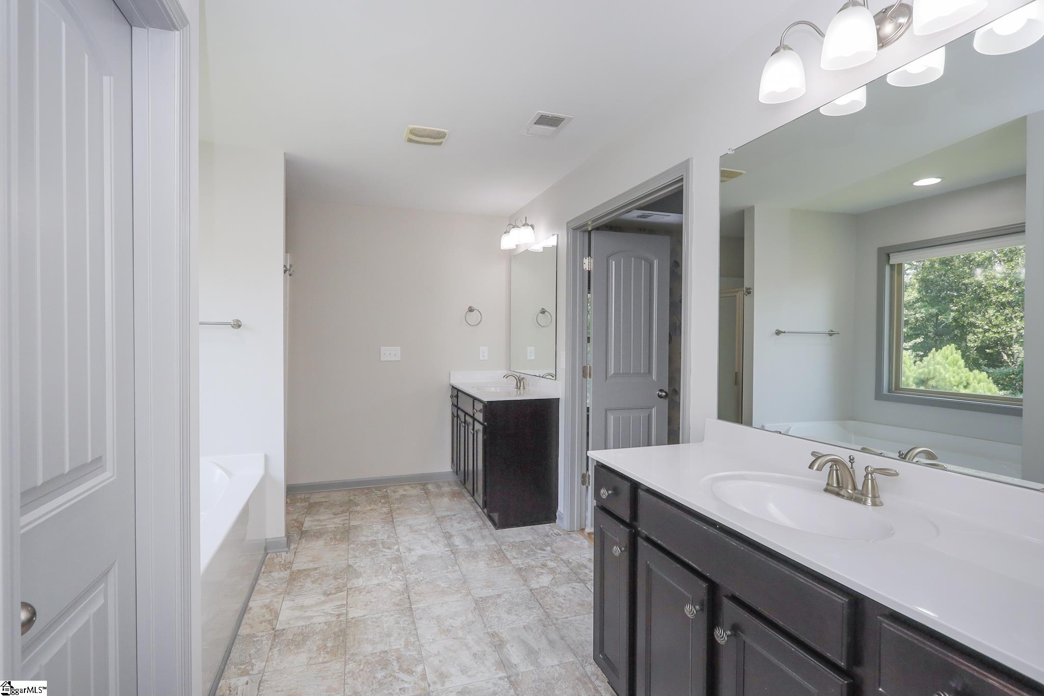 124 Waltzing Vine Lane Property Photo 35