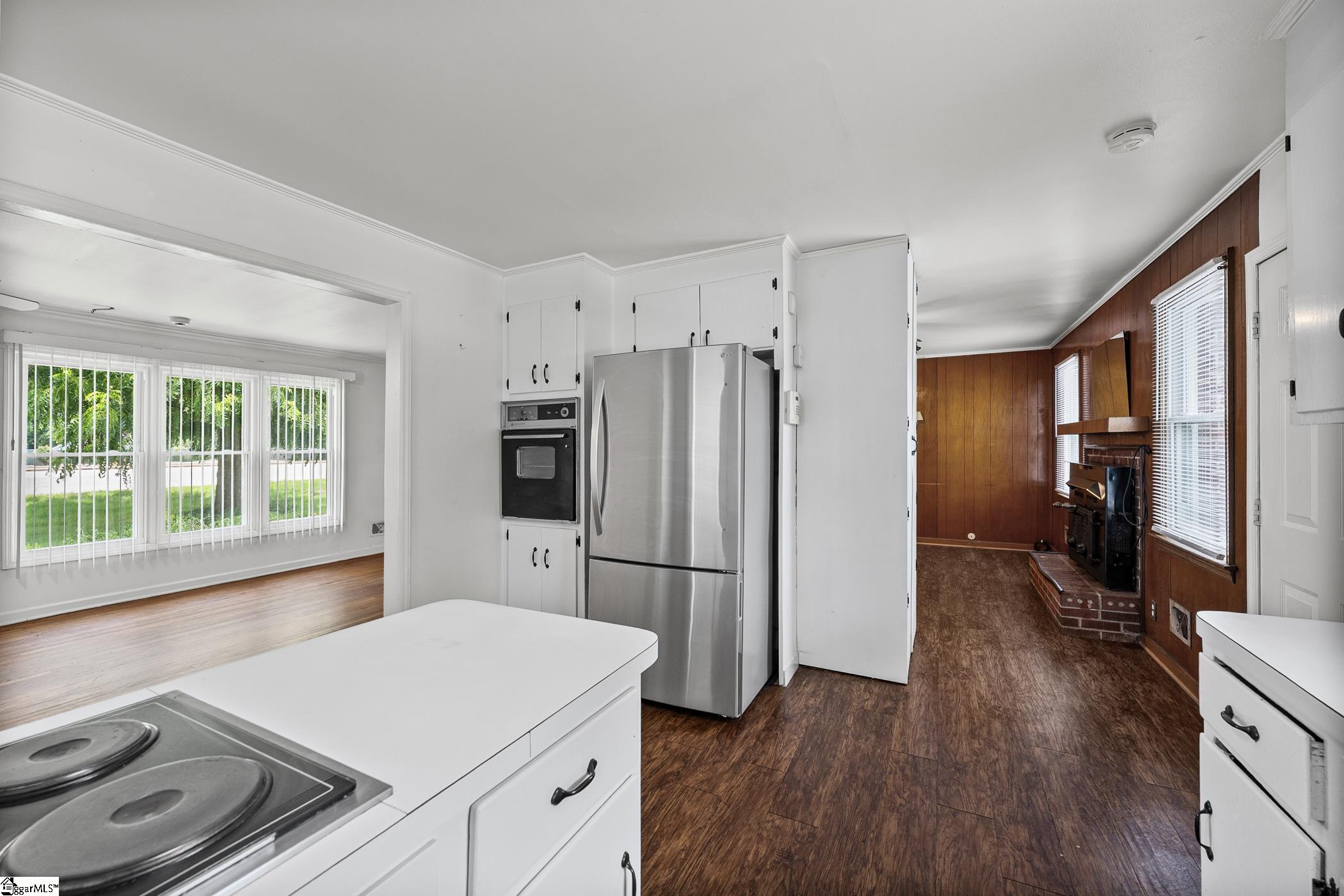 7011 White Horse Road Property Photo 8