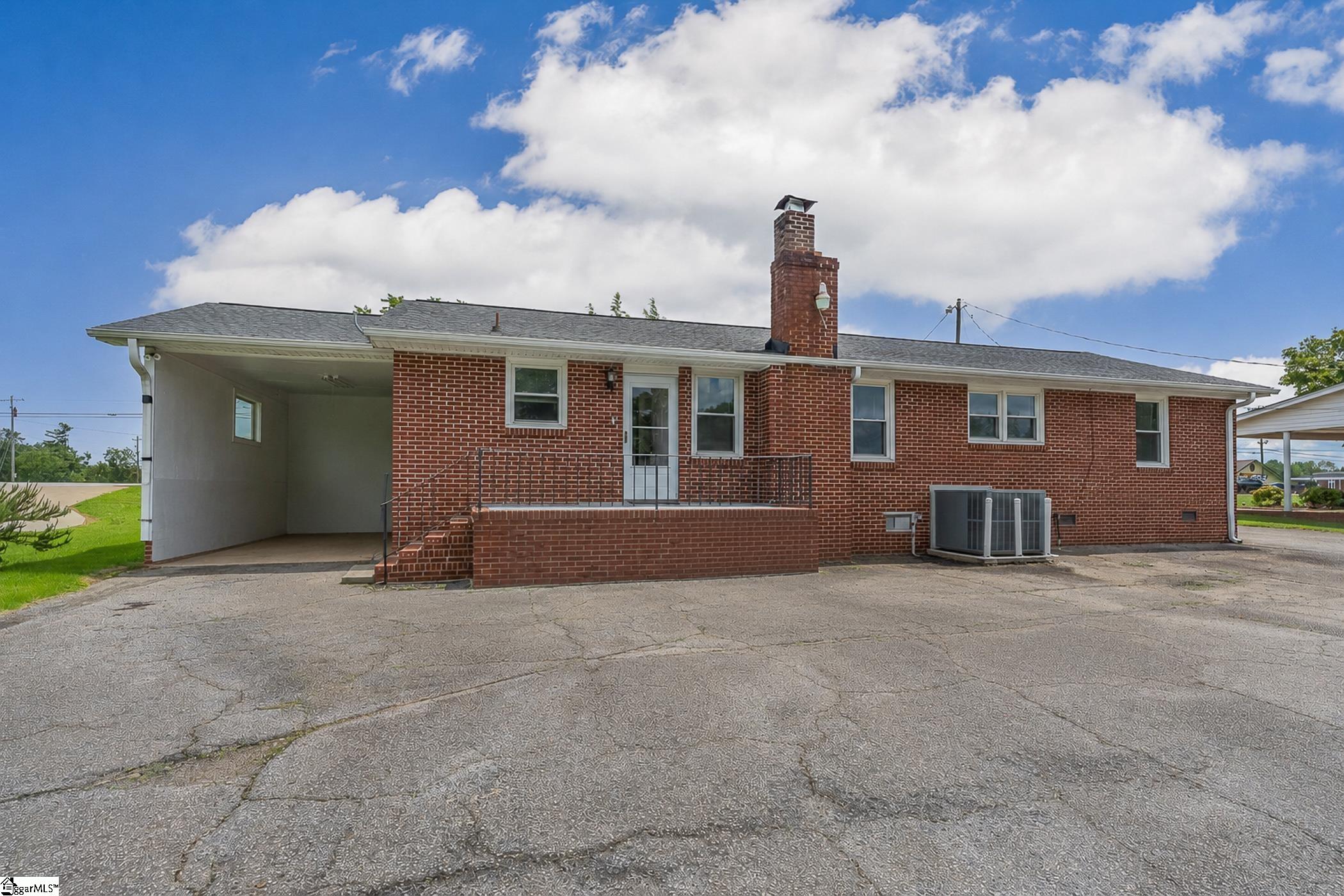 7011 White Horse Road Property Photo 19
